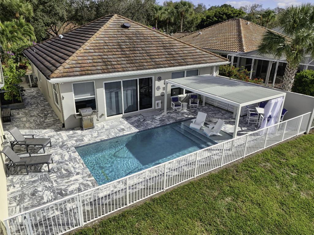 177 Hampton Jupiter, FL 33458