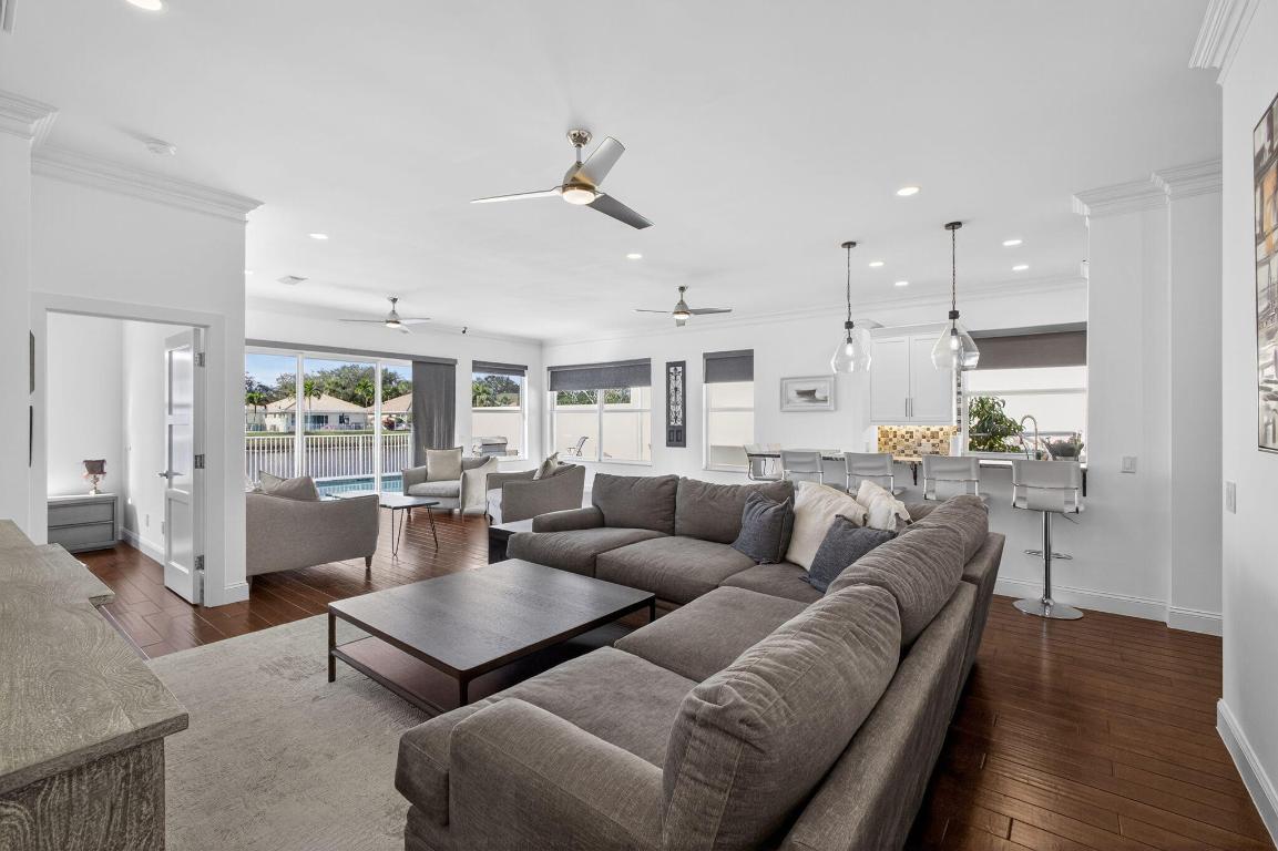 177 Hampton Jupiter, FL 33458