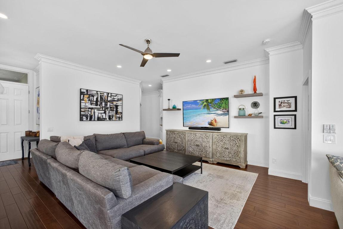 177 Hampton Jupiter, FL 33458