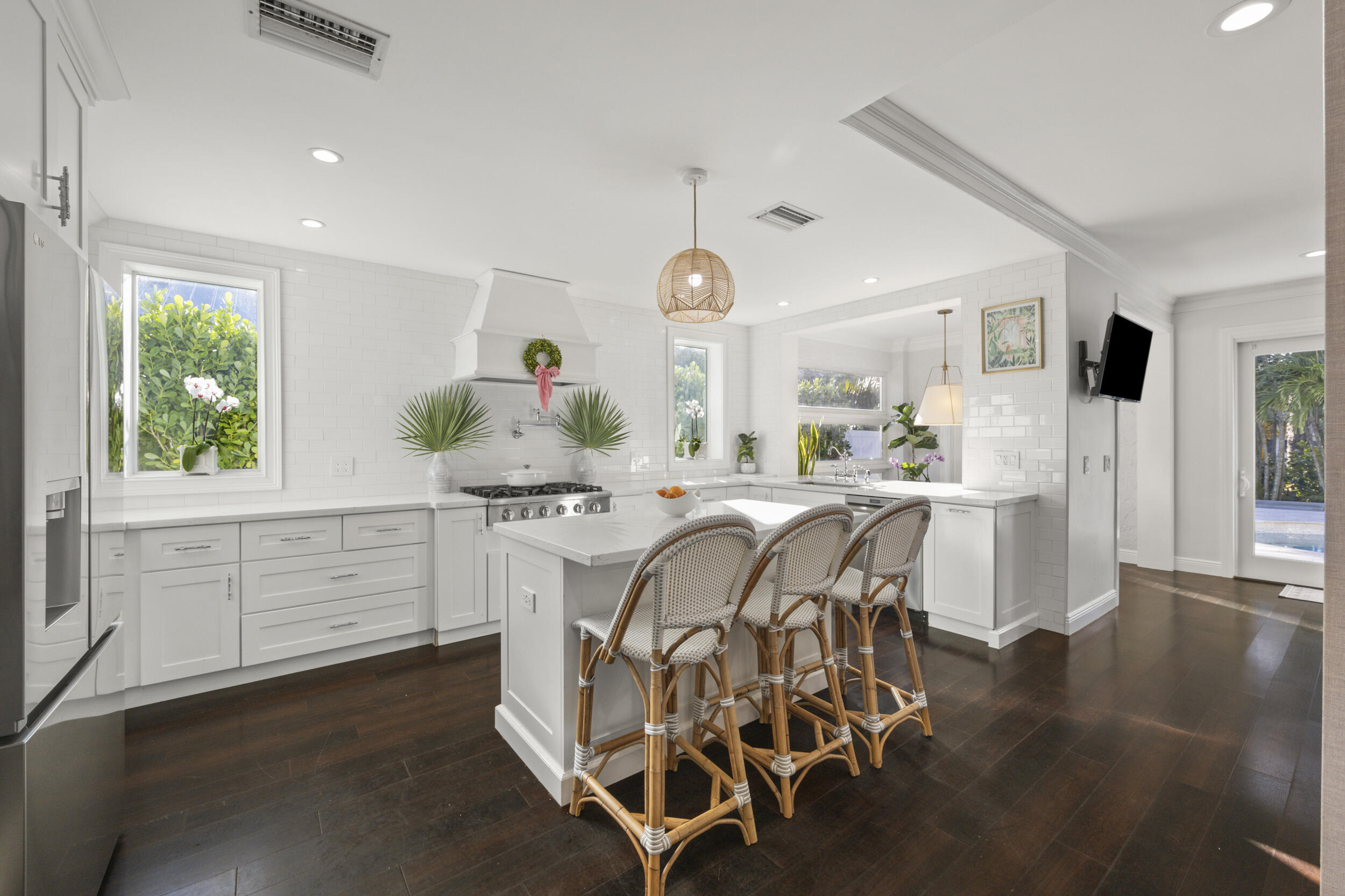 9806 SE Landing Tequesta, FL 33469