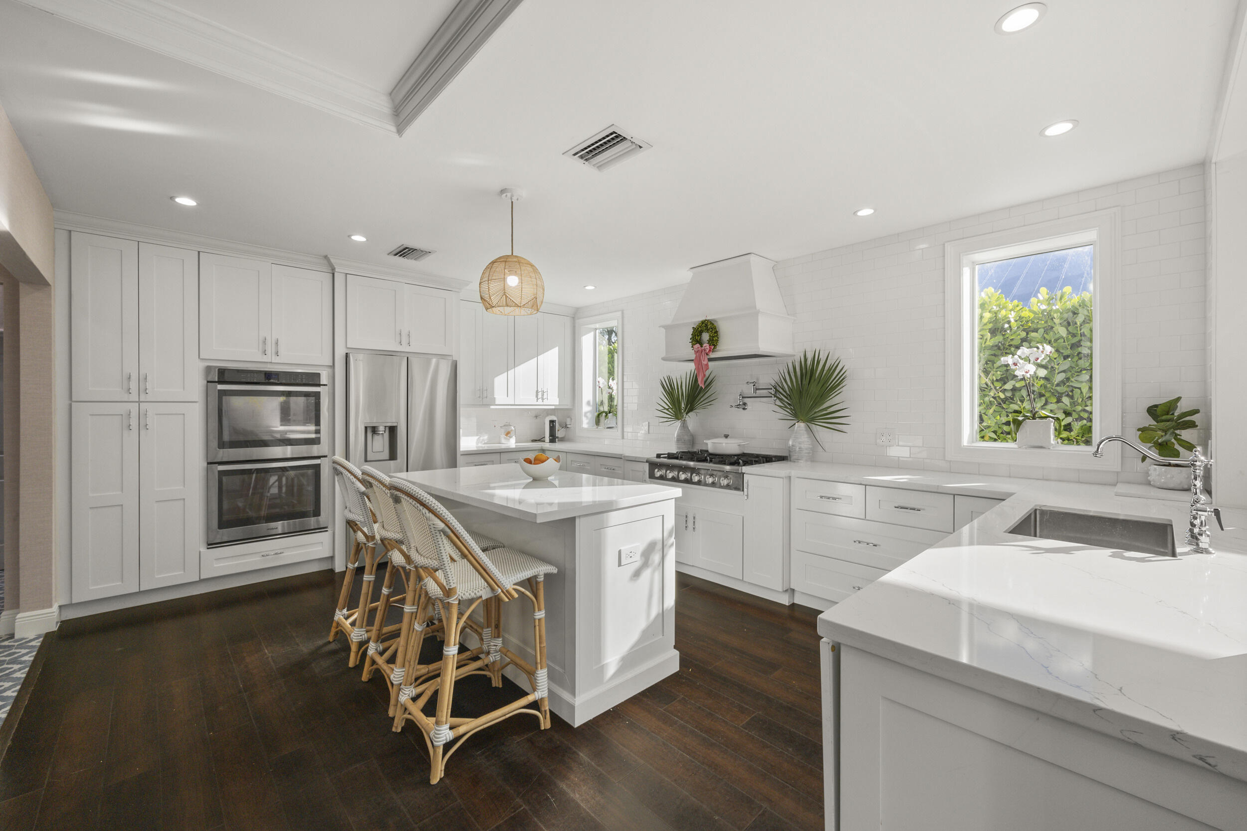 9806 SE Landing Tequesta, FL 33469