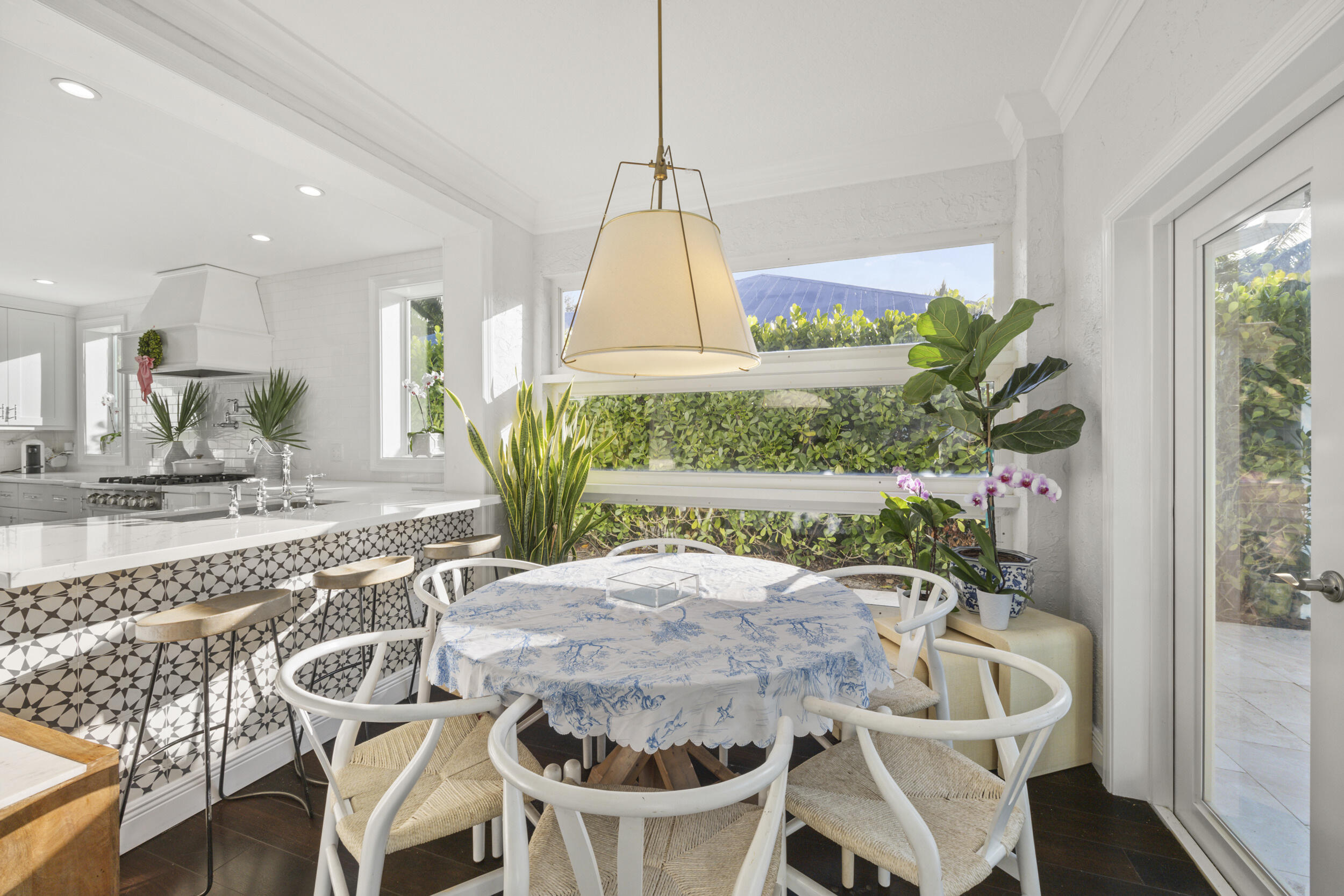 9806 SE Landing Tequesta, FL 33469