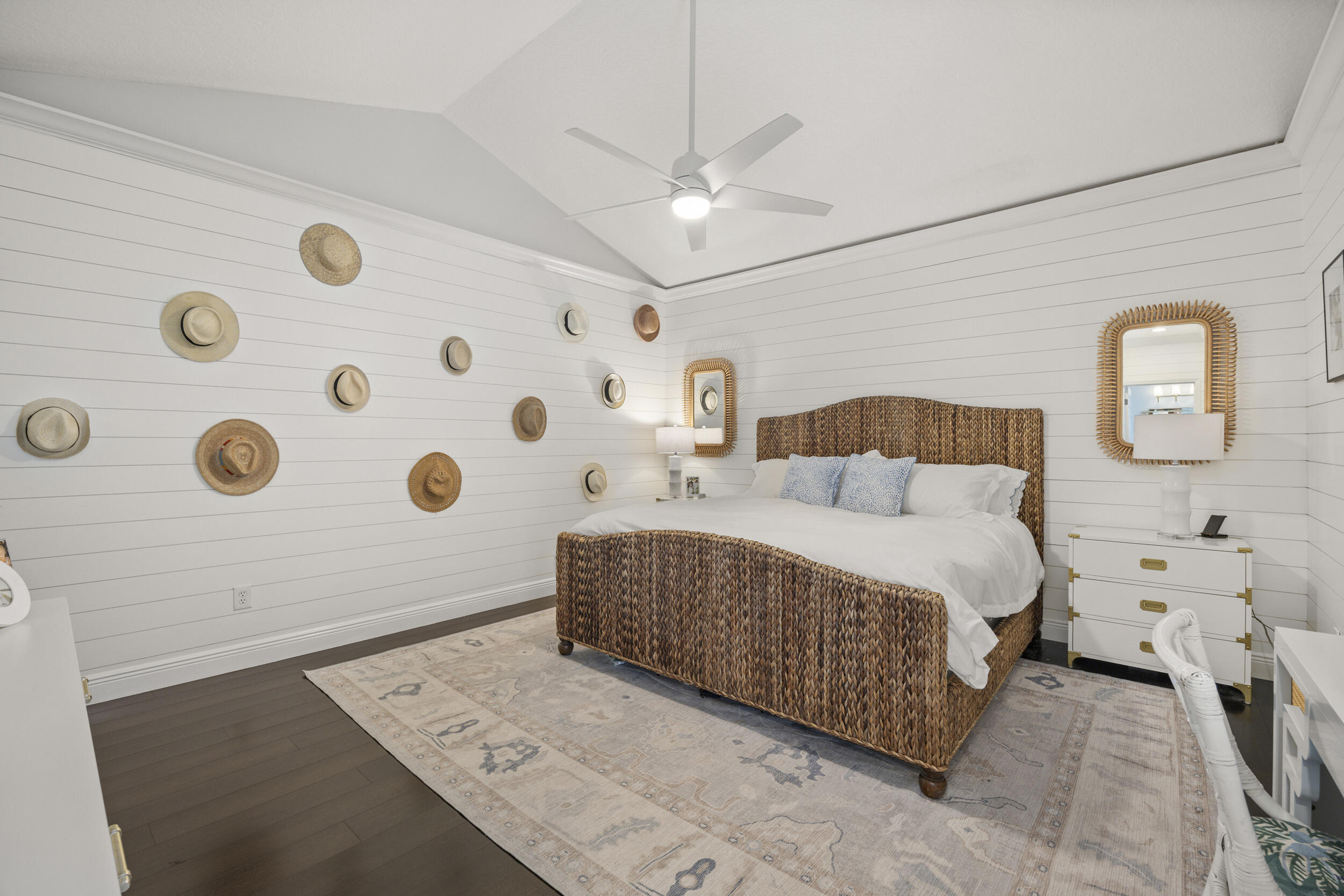 9806 SE Landing Tequesta, FL 33469