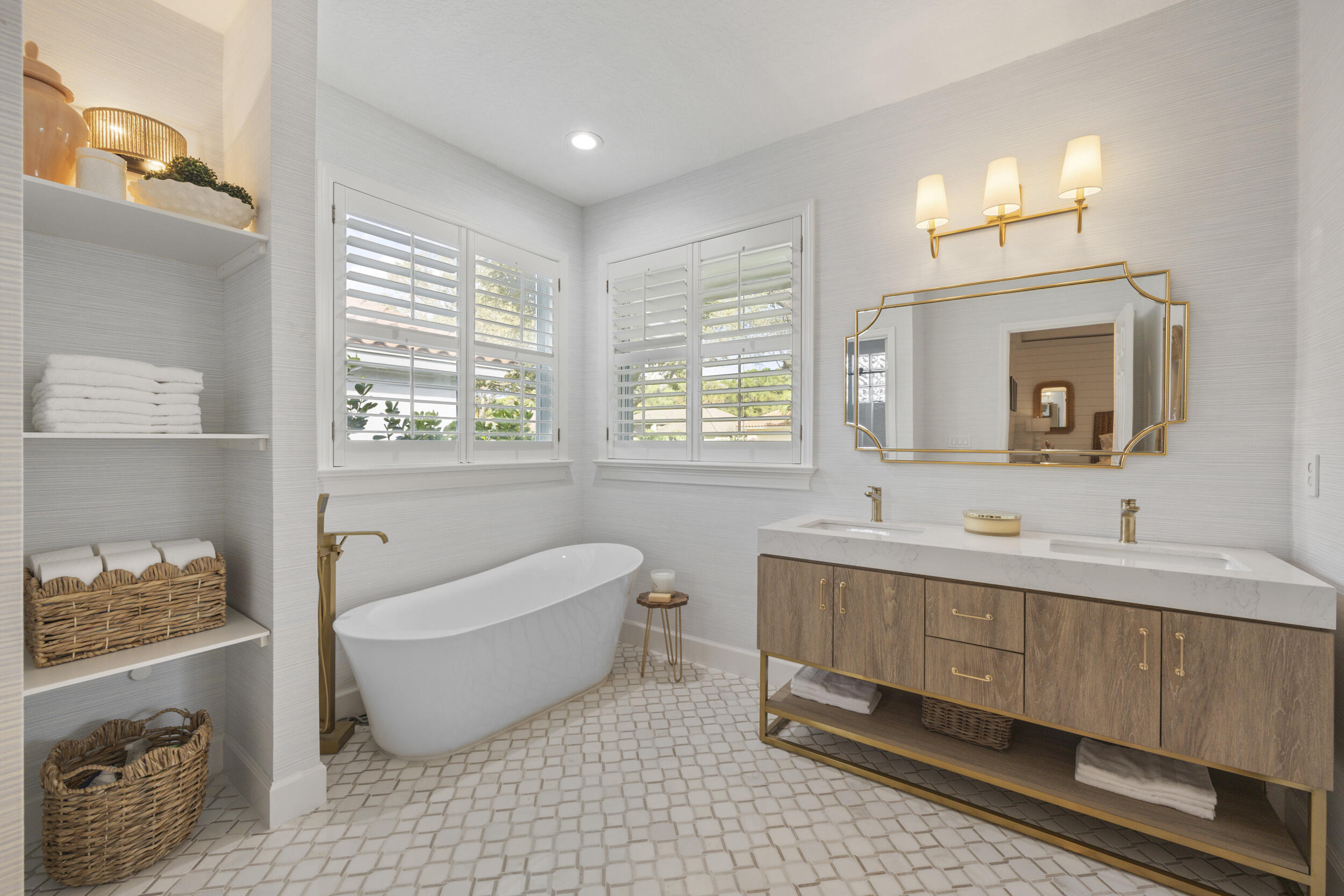 9806 SE Landing Tequesta, FL 33469