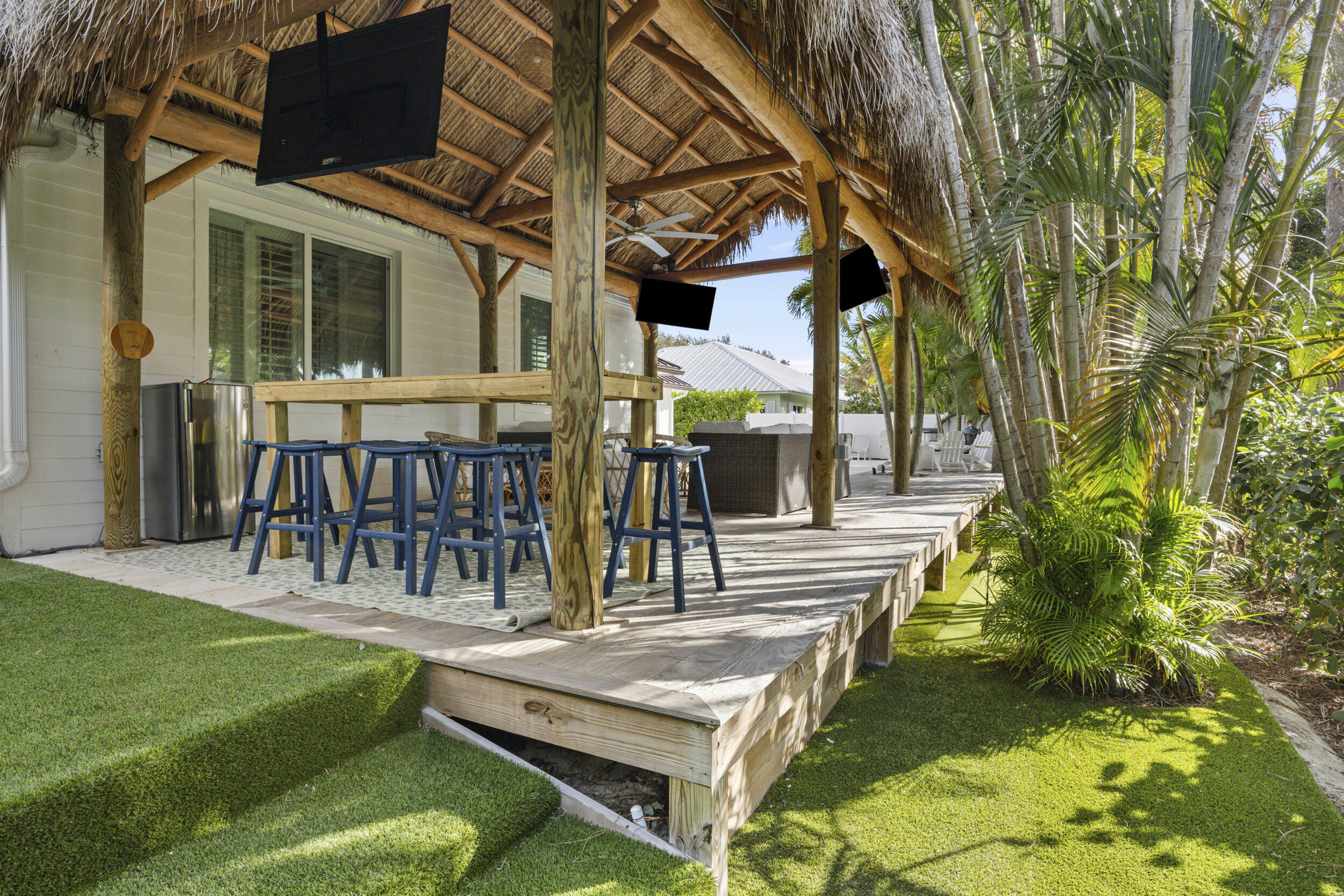 9806 SE Landing Tequesta, FL 33469