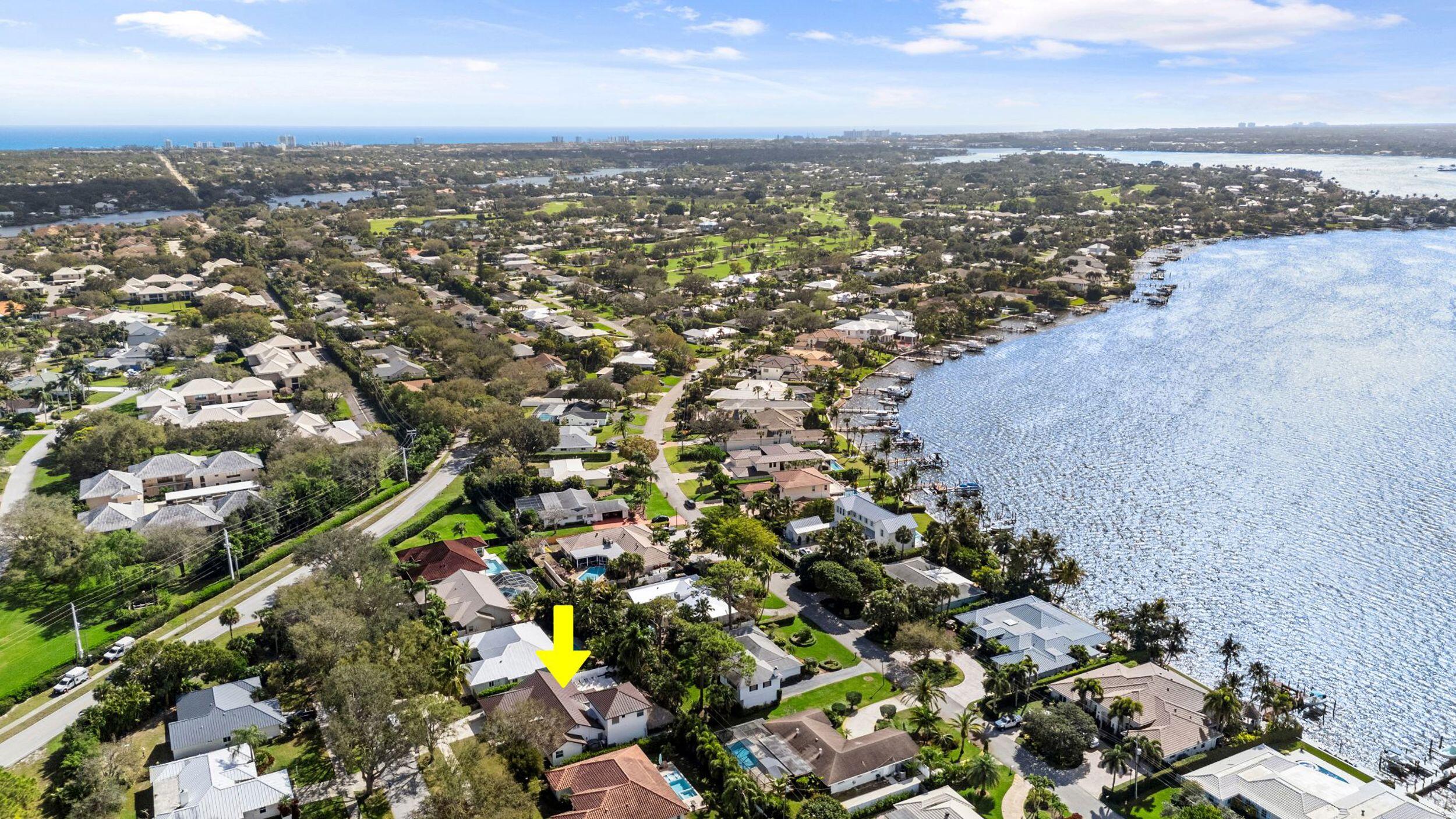 9806 SE Landing Tequesta, FL 33469