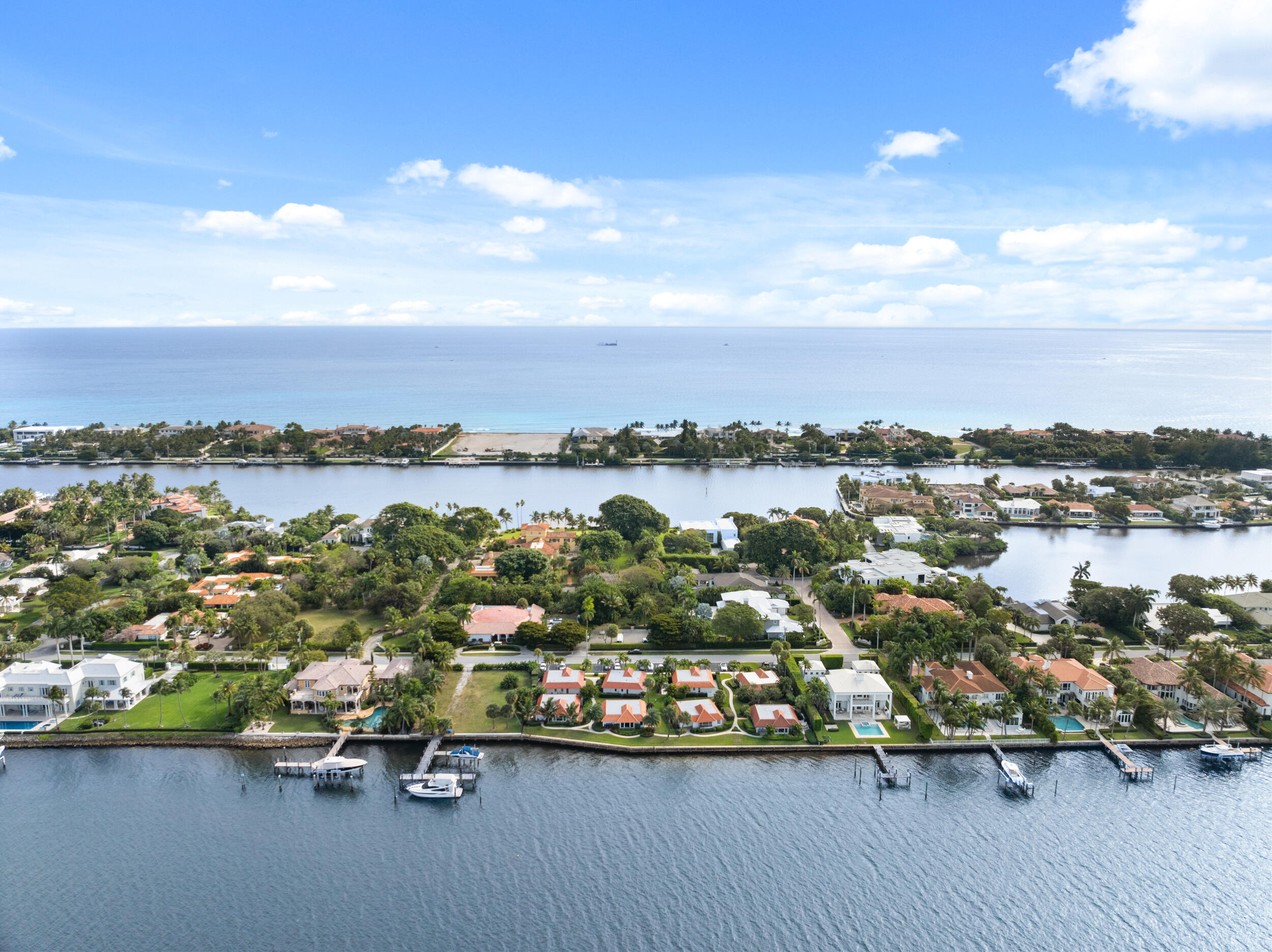 1369 Lands End Rd Manalapan, FL 33462