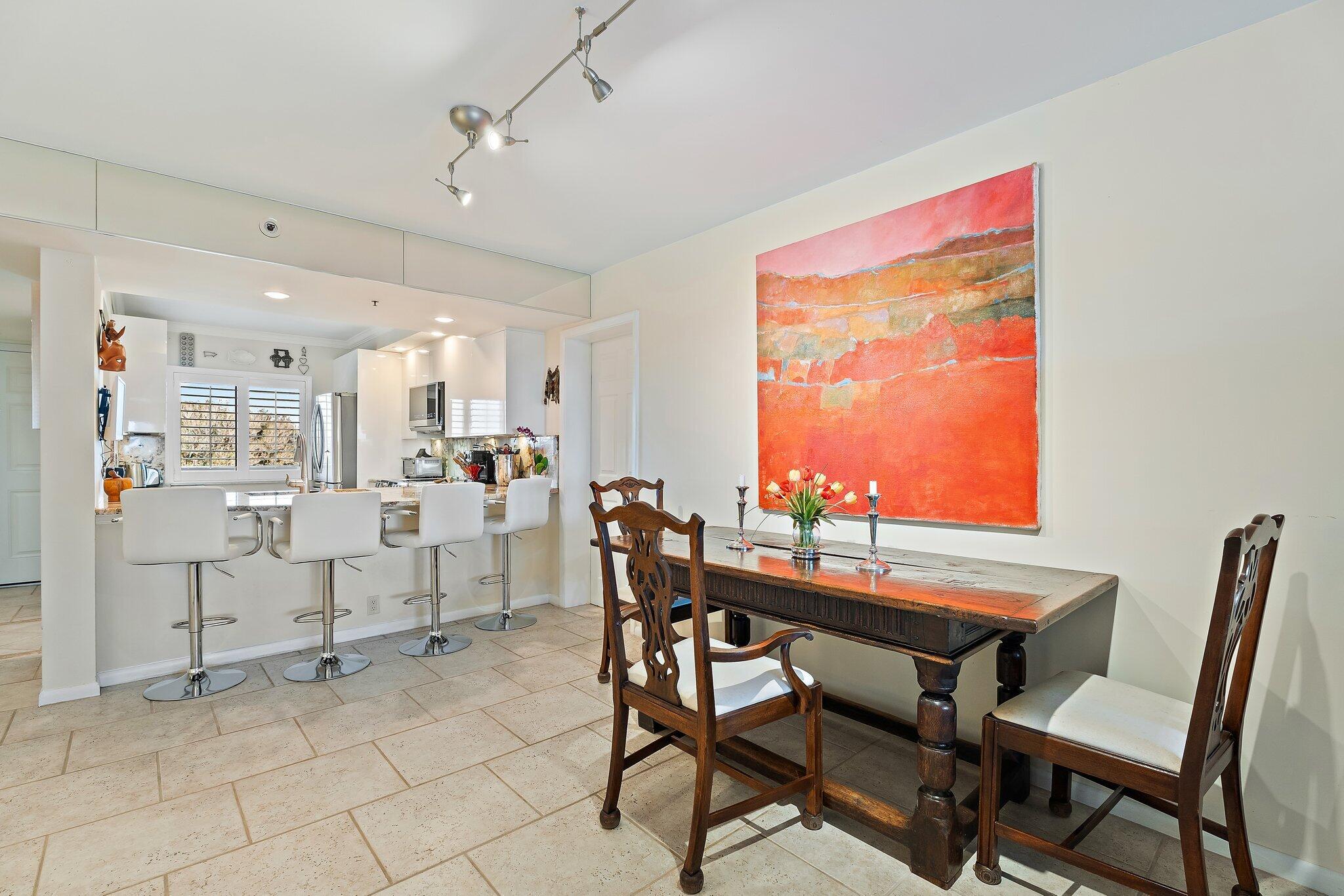 401 Ocean Blfs #402 Jupiter, FL 33477