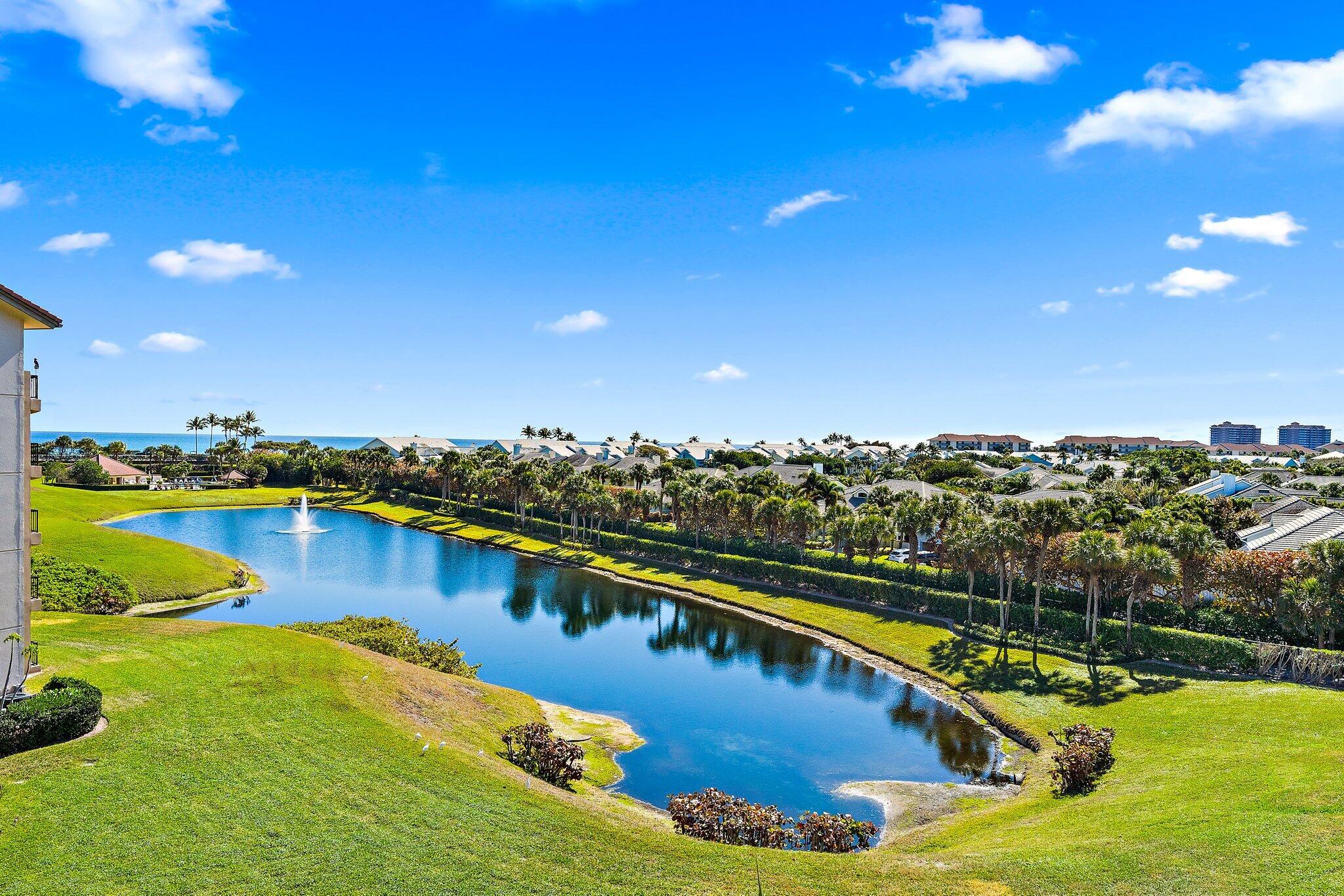 401 Ocean Blfs #402 Jupiter, FL 33477