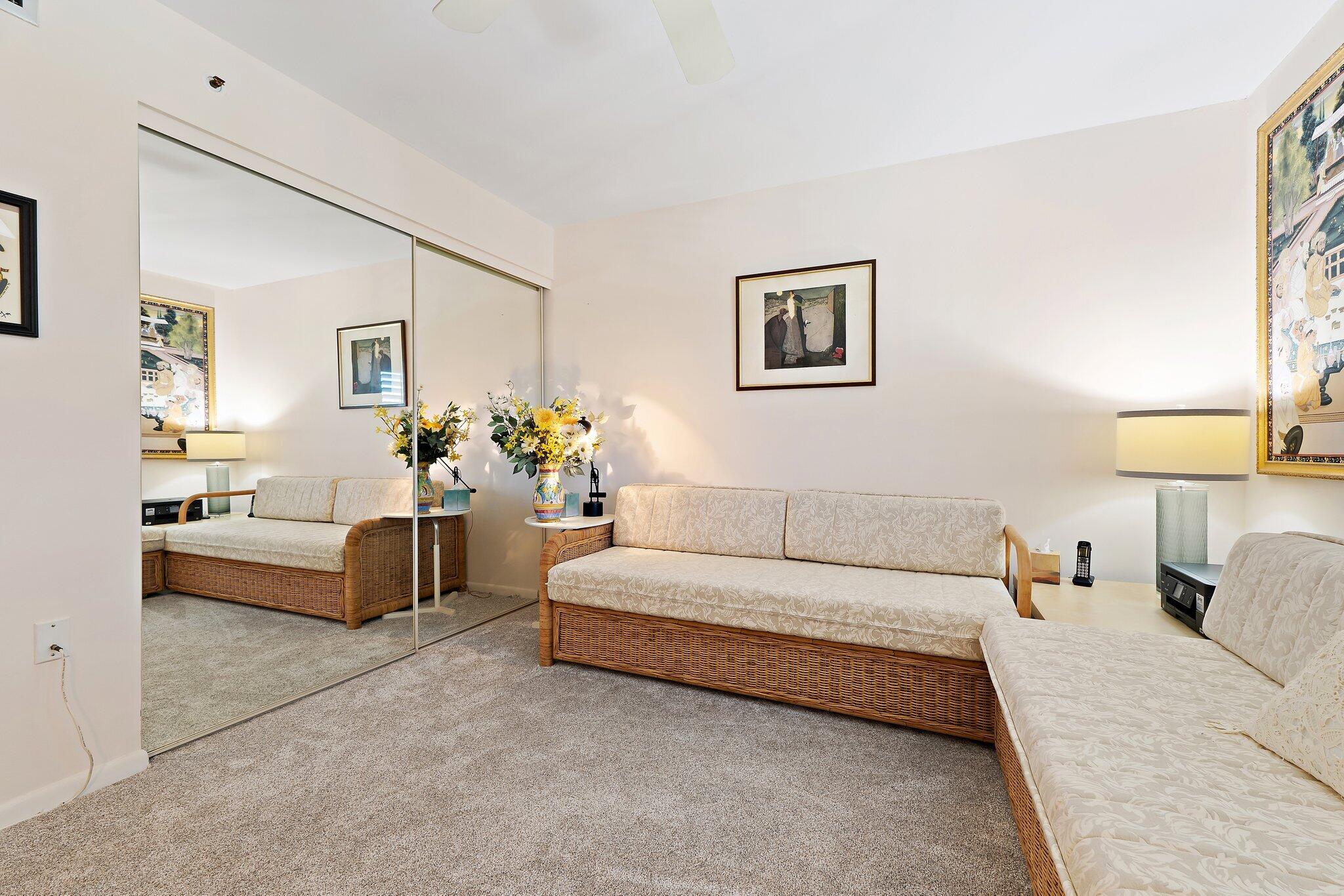 401 Ocean Blfs #402 Jupiter, FL 33477