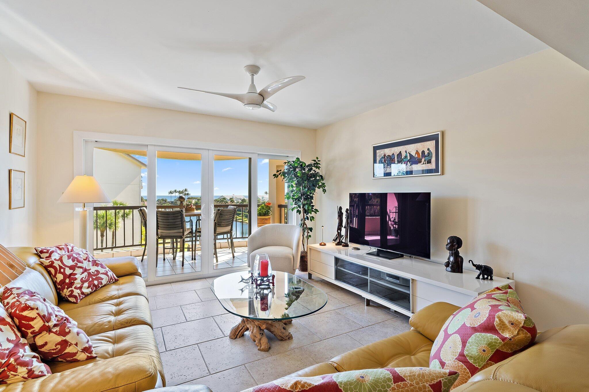 401 Ocean Blfs #402 Jupiter, FL 33477