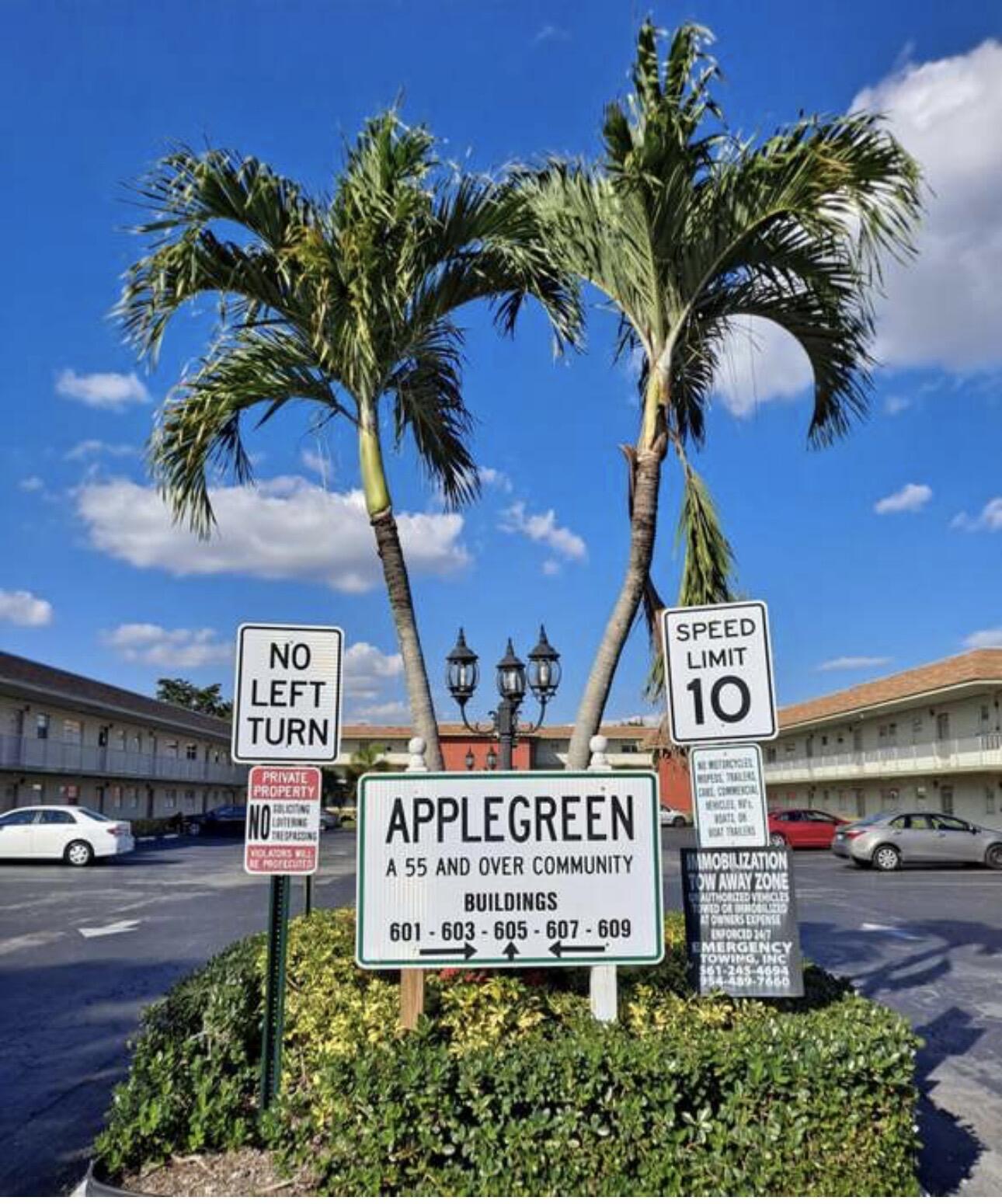 603 S State Rd 7th #2i