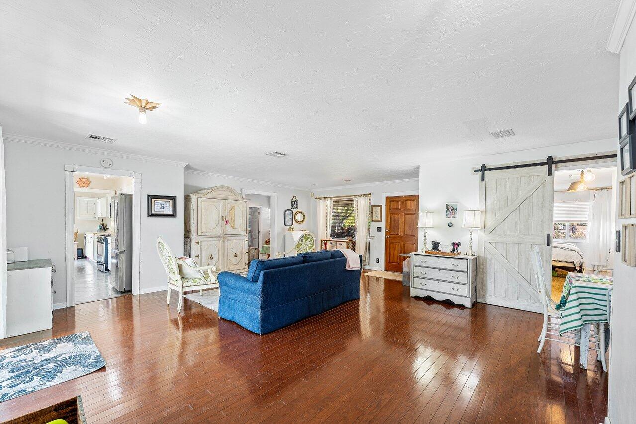 102 NE 22nd Delray Beach, FL 33444