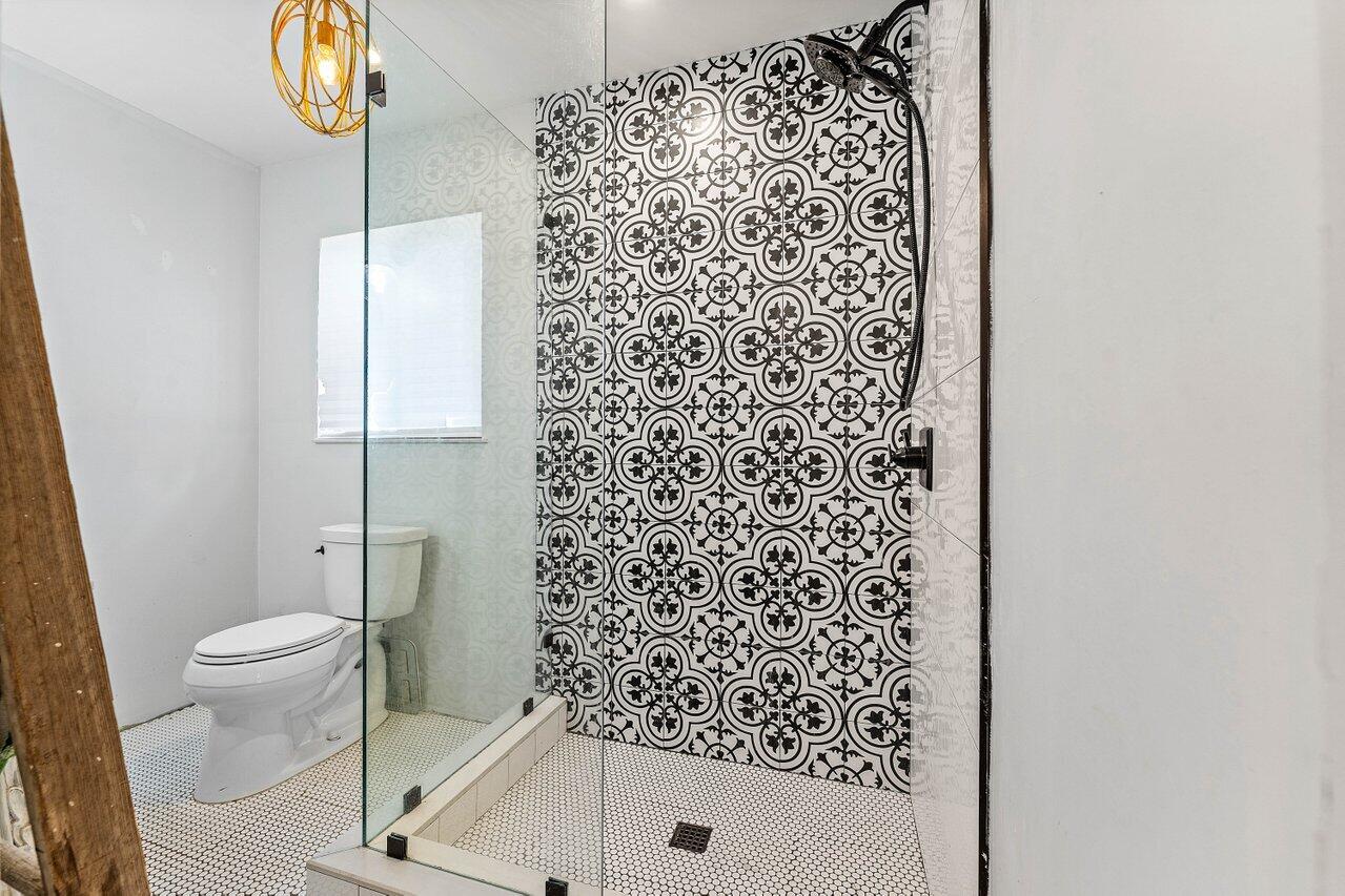 102 NE 22nd Delray Beach, FL 33444