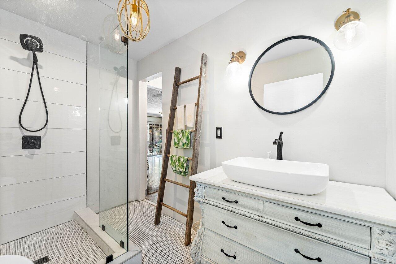 102 NE 22nd Delray Beach, FL 33444