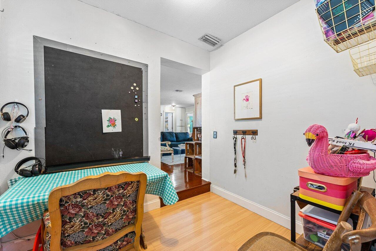 102 NE 22nd Delray Beach, FL 33444