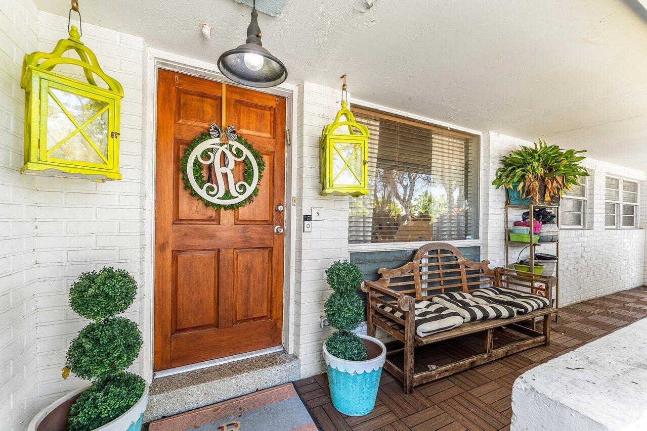 102 NE 22nd Delray Beach, FL 33444