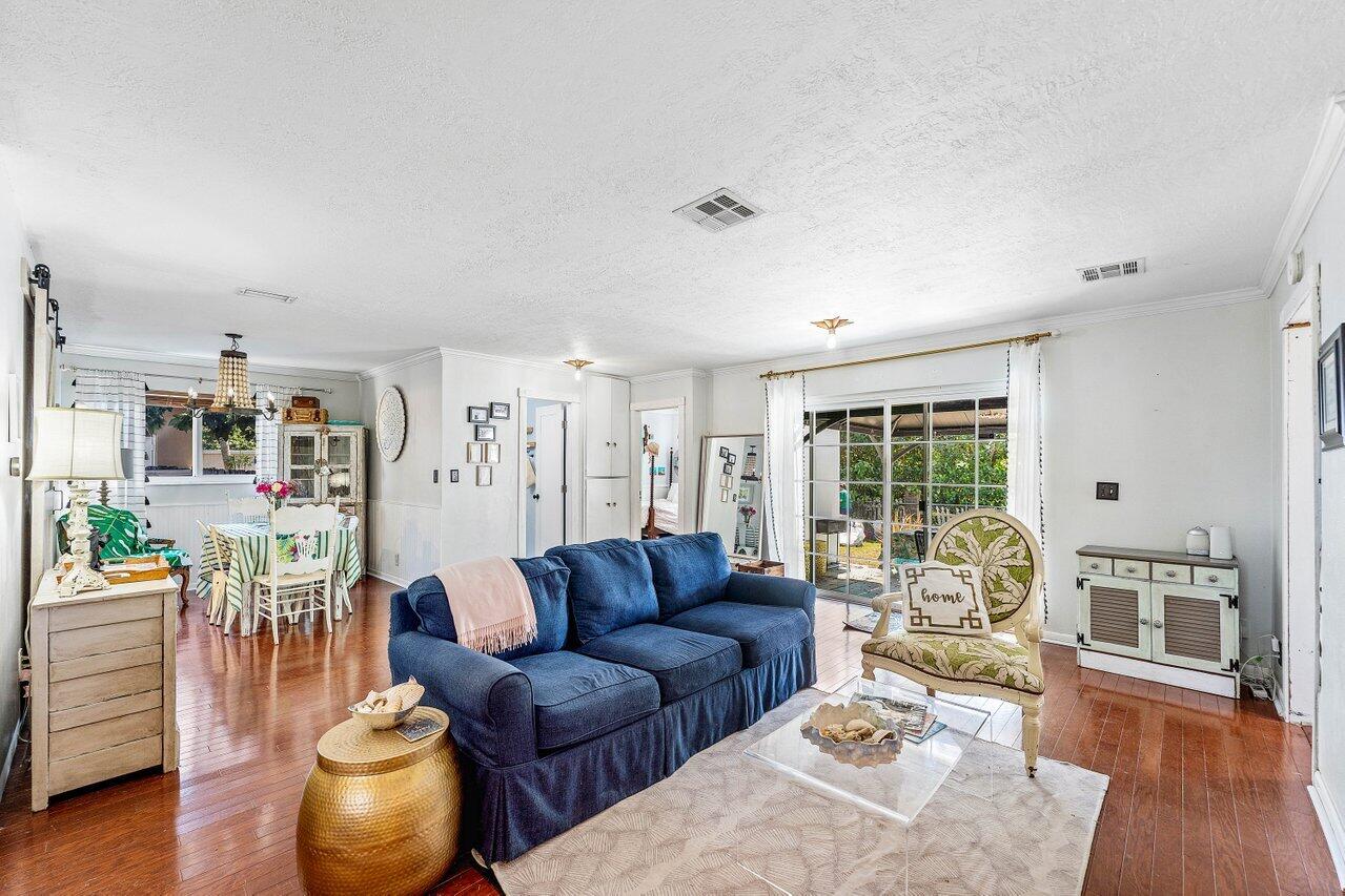 102 NE 22nd Delray Beach, FL 33444