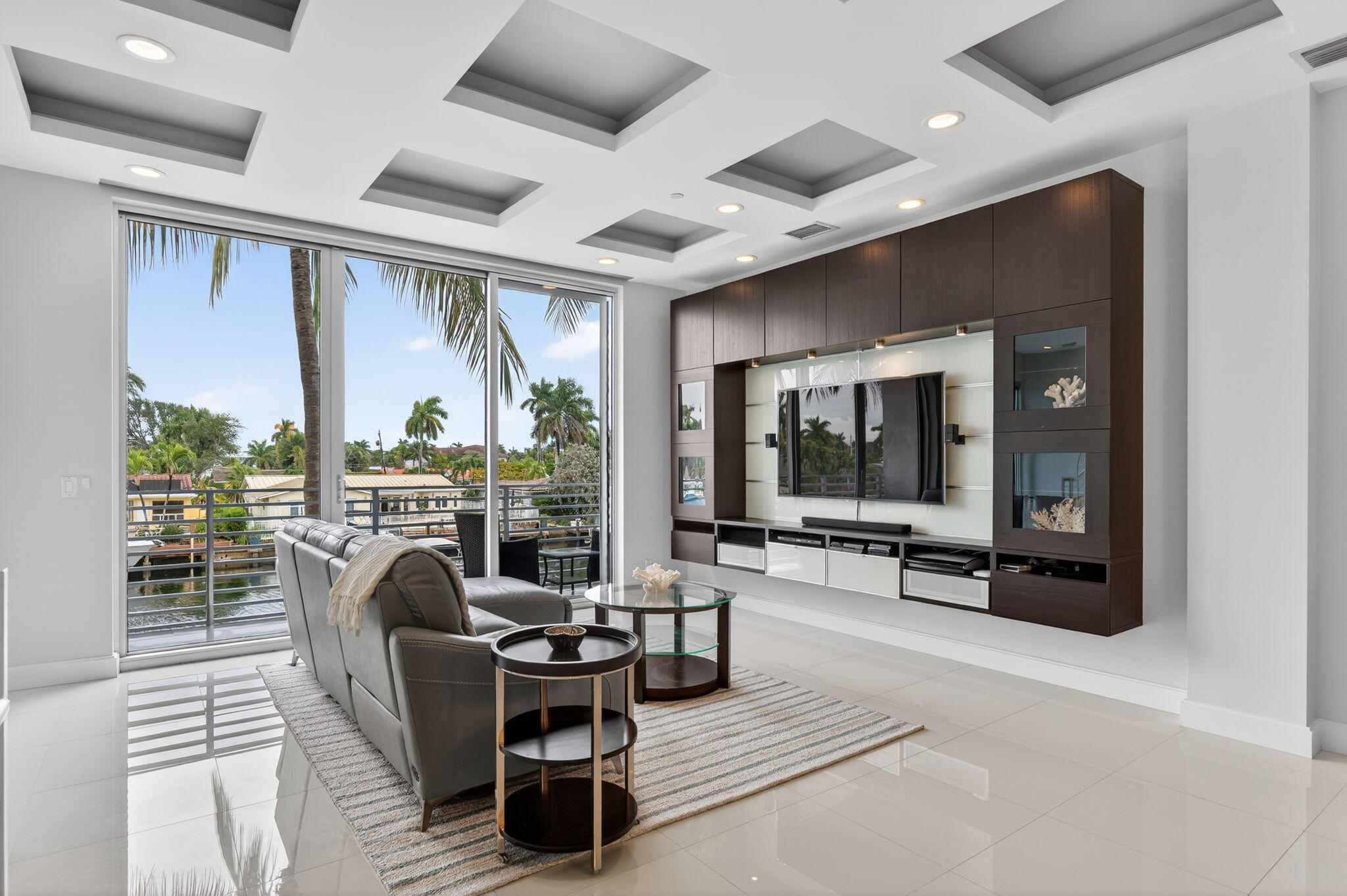 2743 NE 1st Pompano Beach, FL 33062