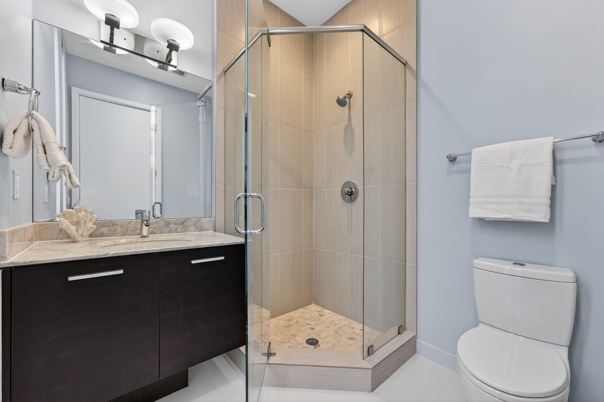 2743 NE 1st Pompano Beach, FL 33062