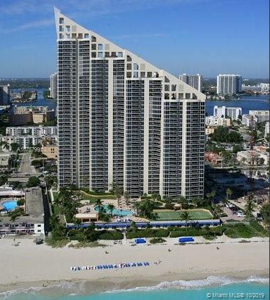 17555 Collins Ave #3101