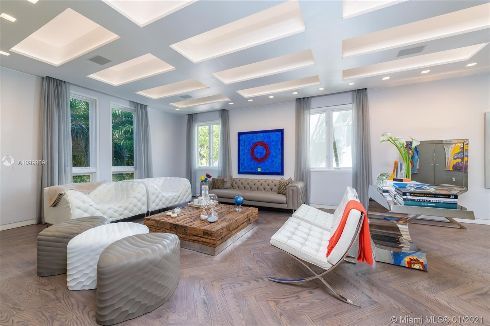 3521 Bayshore Villas Dr Coconut Grove, FL 33133