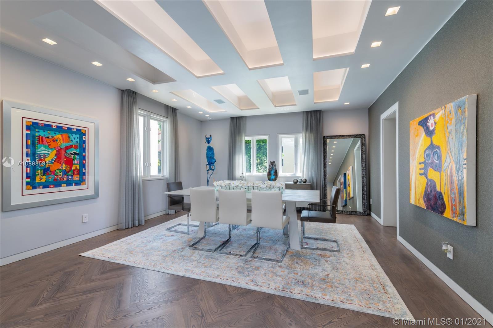 3521 Bayshore Villas Dr Coconut Grove, FL 33133