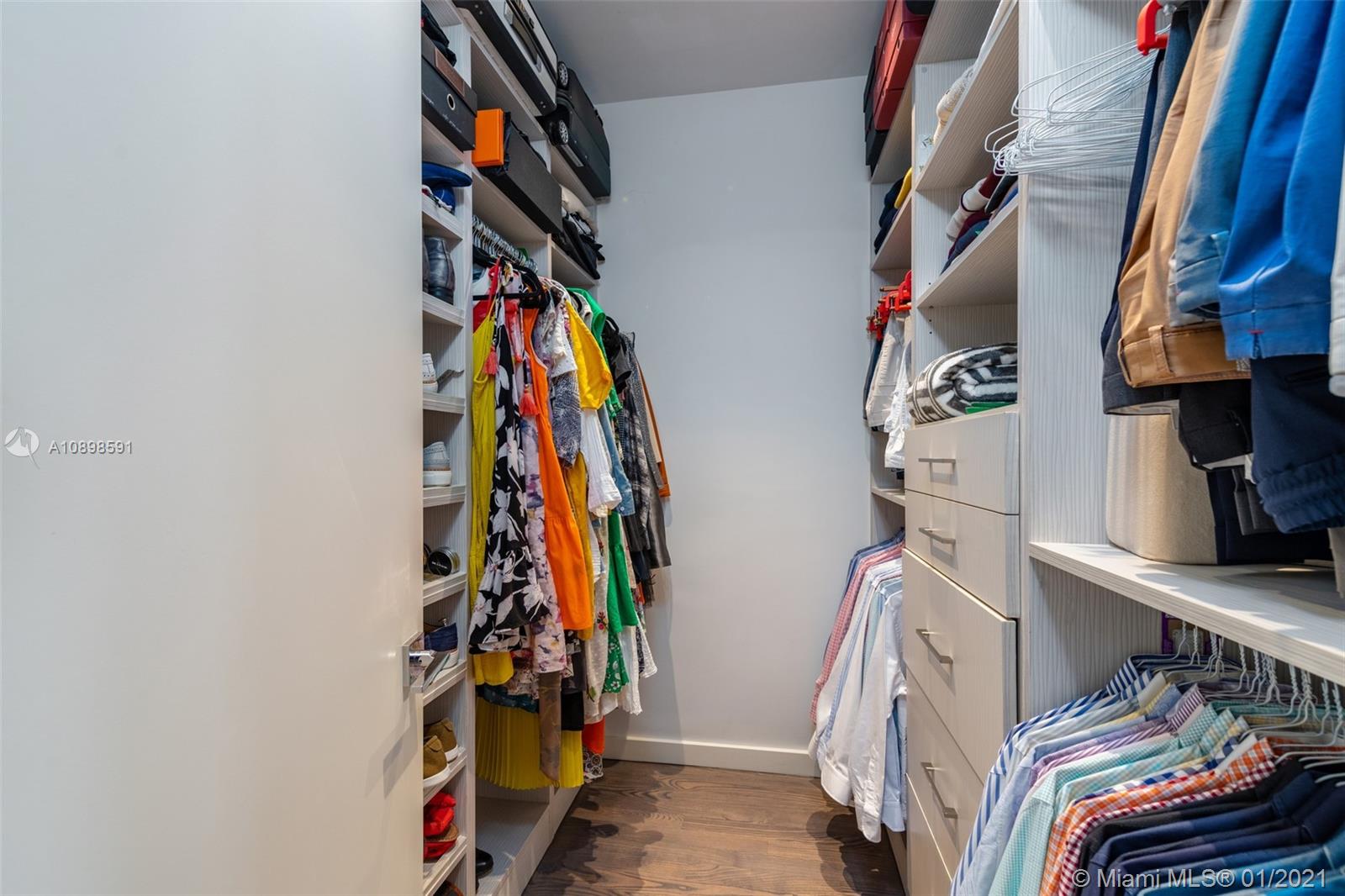 3521 Bayshore Villas Dr Coconut Grove, FL 33133