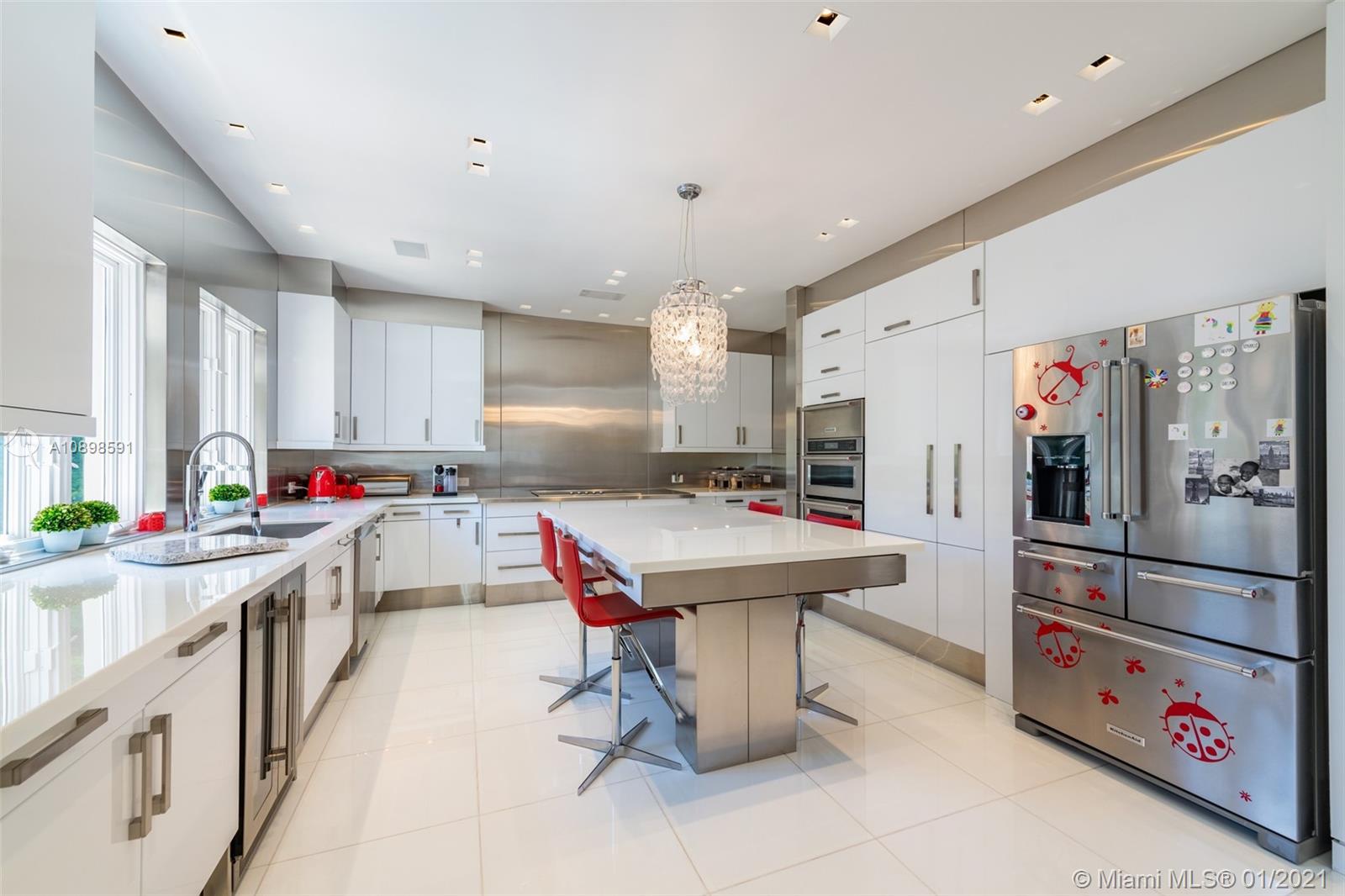 3521 Bayshore Villas Dr Coconut Grove, FL 33133