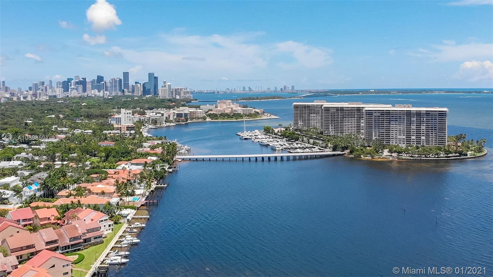 3521 Bayshore Villas Dr Coconut Grove, FL 33133