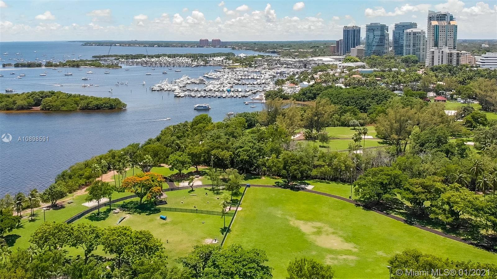 3521 Bayshore Villas Dr Coconut Grove, FL 33133