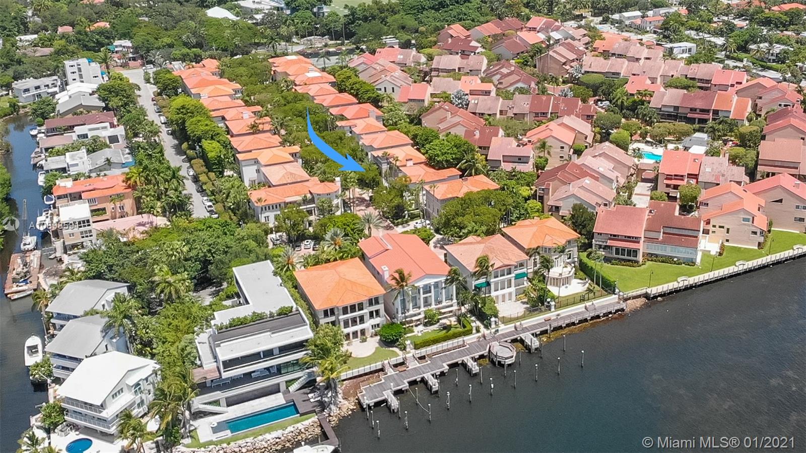 3521 Bayshore Villas Dr Coconut Grove, FL 33133