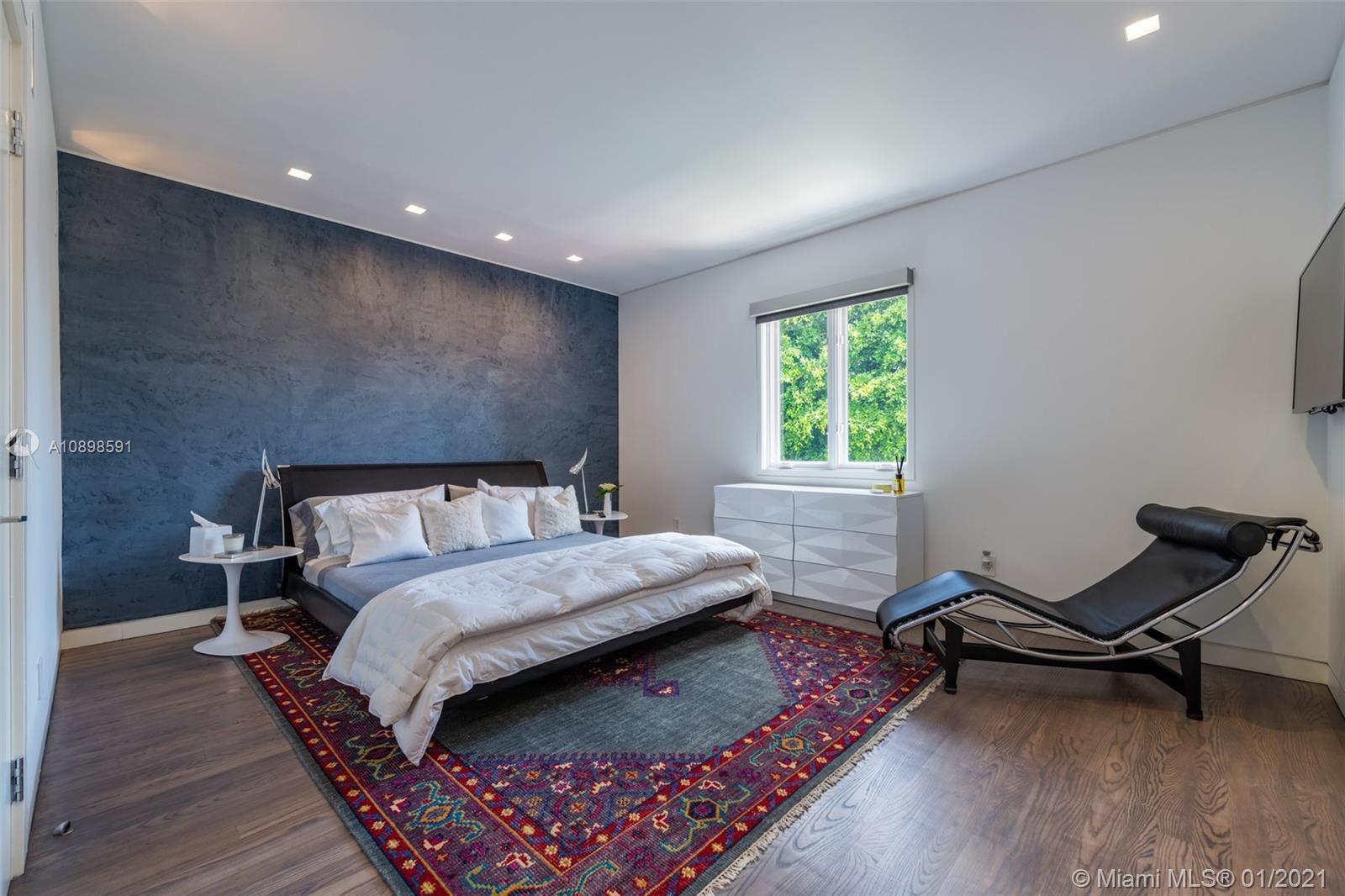 3521 Bayshore Villas Dr Coconut Grove, FL 33133