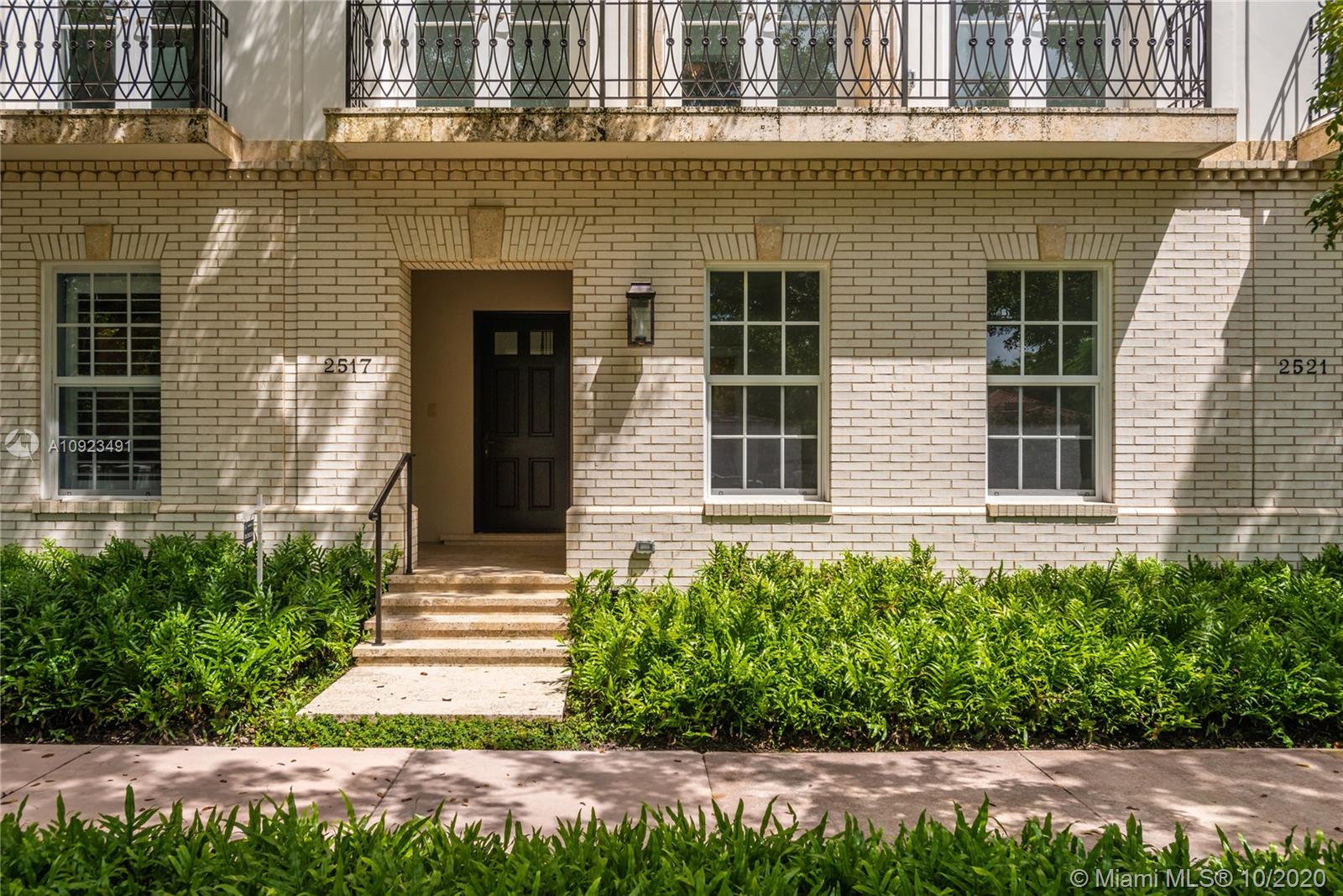2517 Anderson Rd #5 Coral Gables, FL 33134