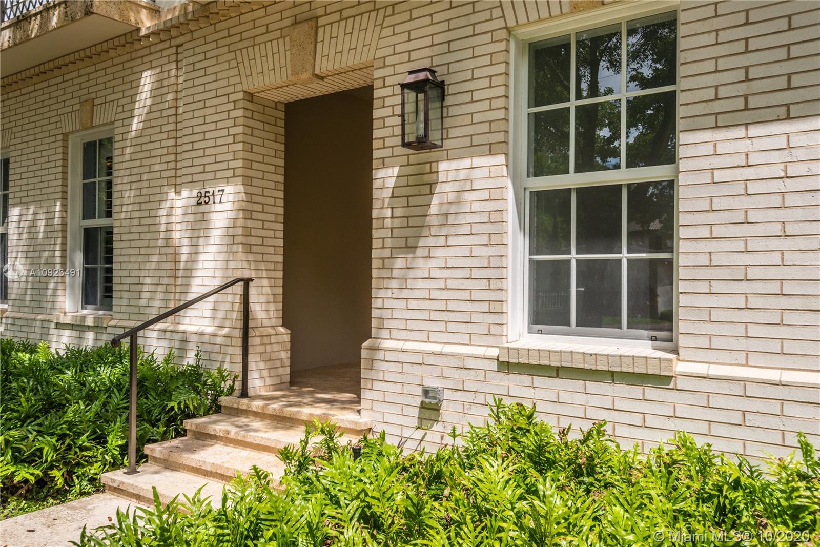 2517 Anderson Rd #5 Coral Gables, FL 33134