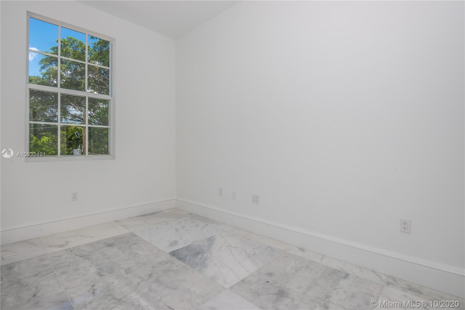 2517 Anderson Rd #5 Coral Gables, FL 33134