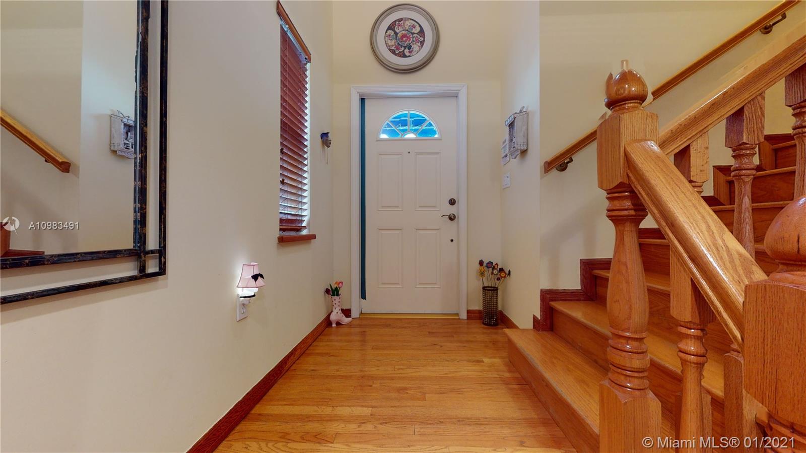 2925 Jackson Ave #3 Coconut Grove, FL 33133