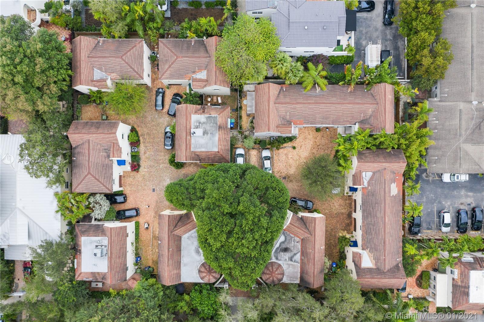 2925 Jackson Ave #3 Coconut Grove, FL 33133