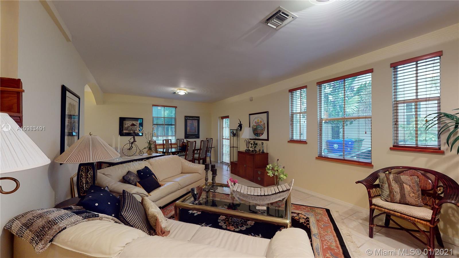 2925 Jackson Ave #3 Coconut Grove, FL 33133