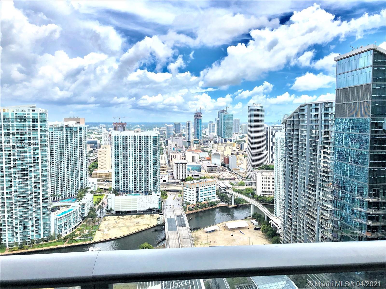 45 SW 9th Street #LPH 4609 Miami, FL 33130