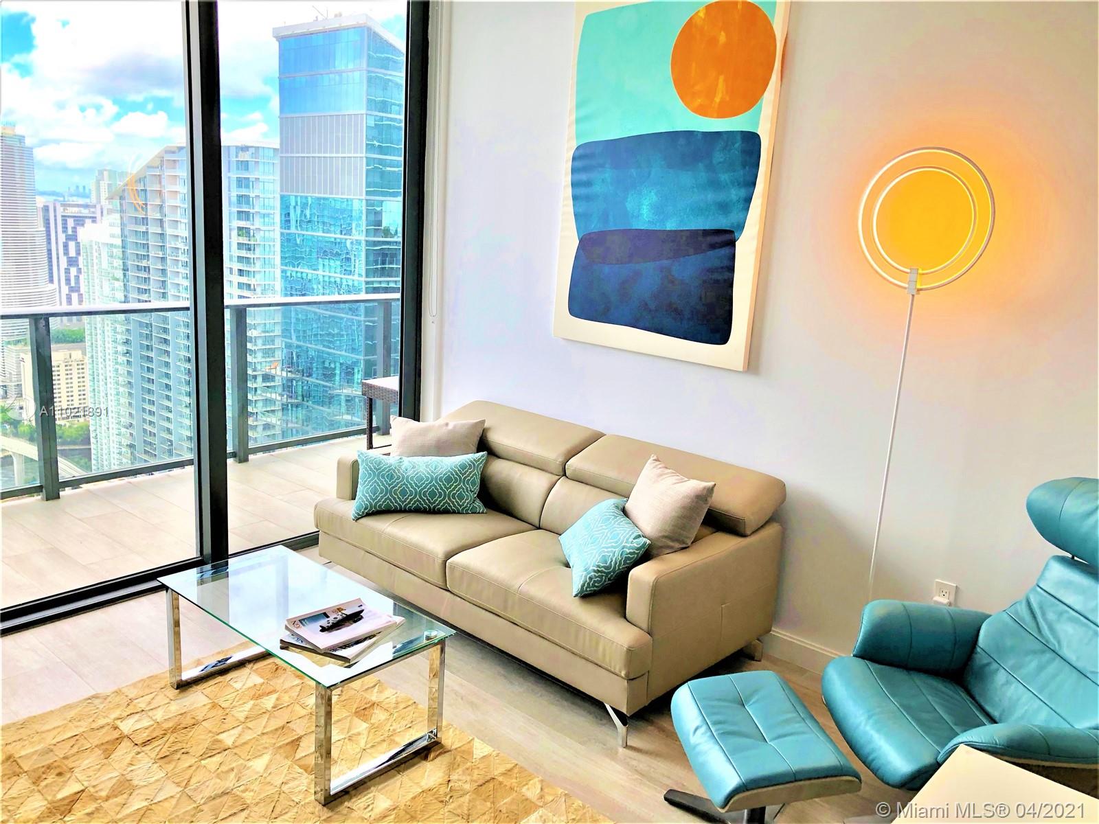 45 SW 9th Street #LPH 4609 Miami, FL 33130