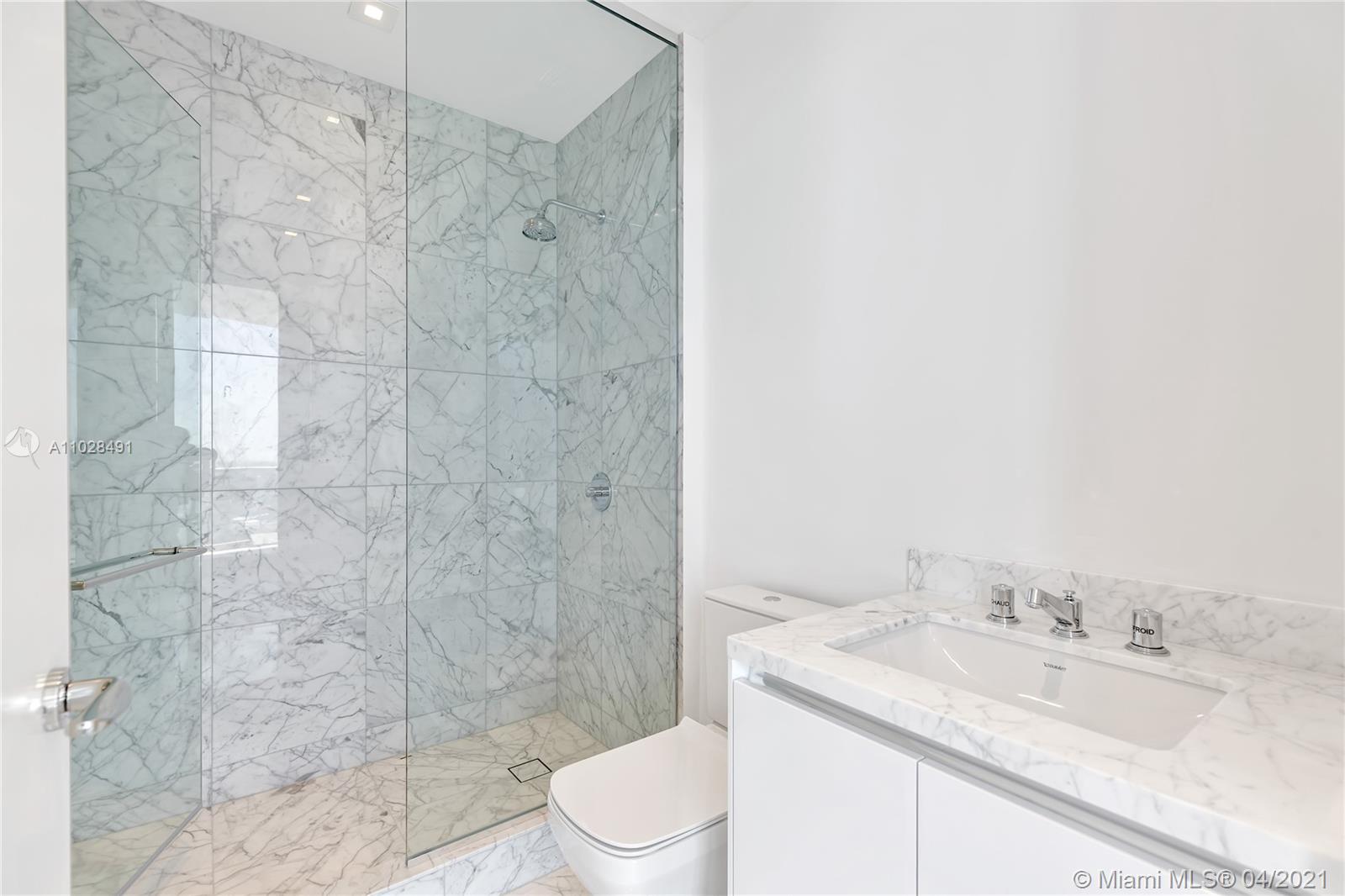 16901 Collins Ave #4103 Sunny Isles Beach, FL 33160