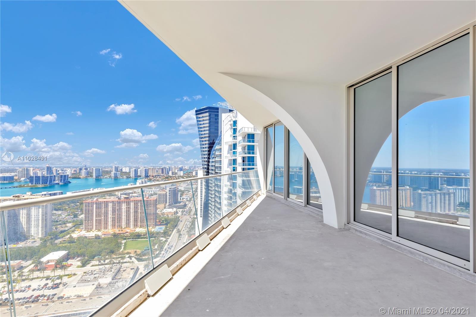 16901 Collins Ave #4103 Sunny Isles Beach, FL 33160