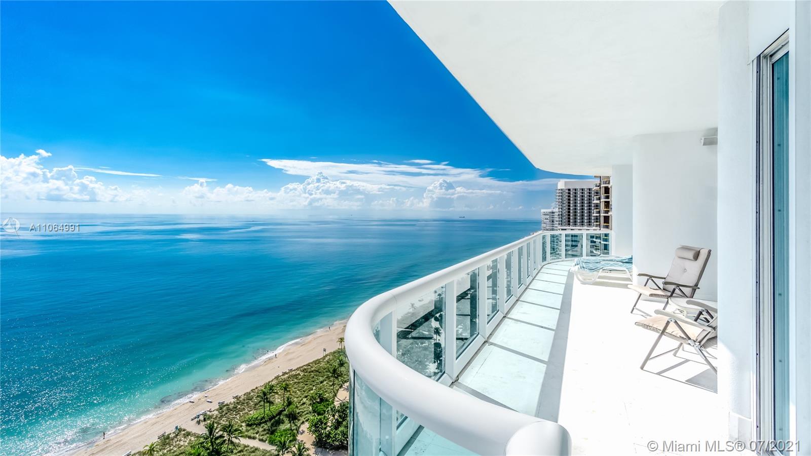 10101 Collins Ave #PENTHOUSE 1F