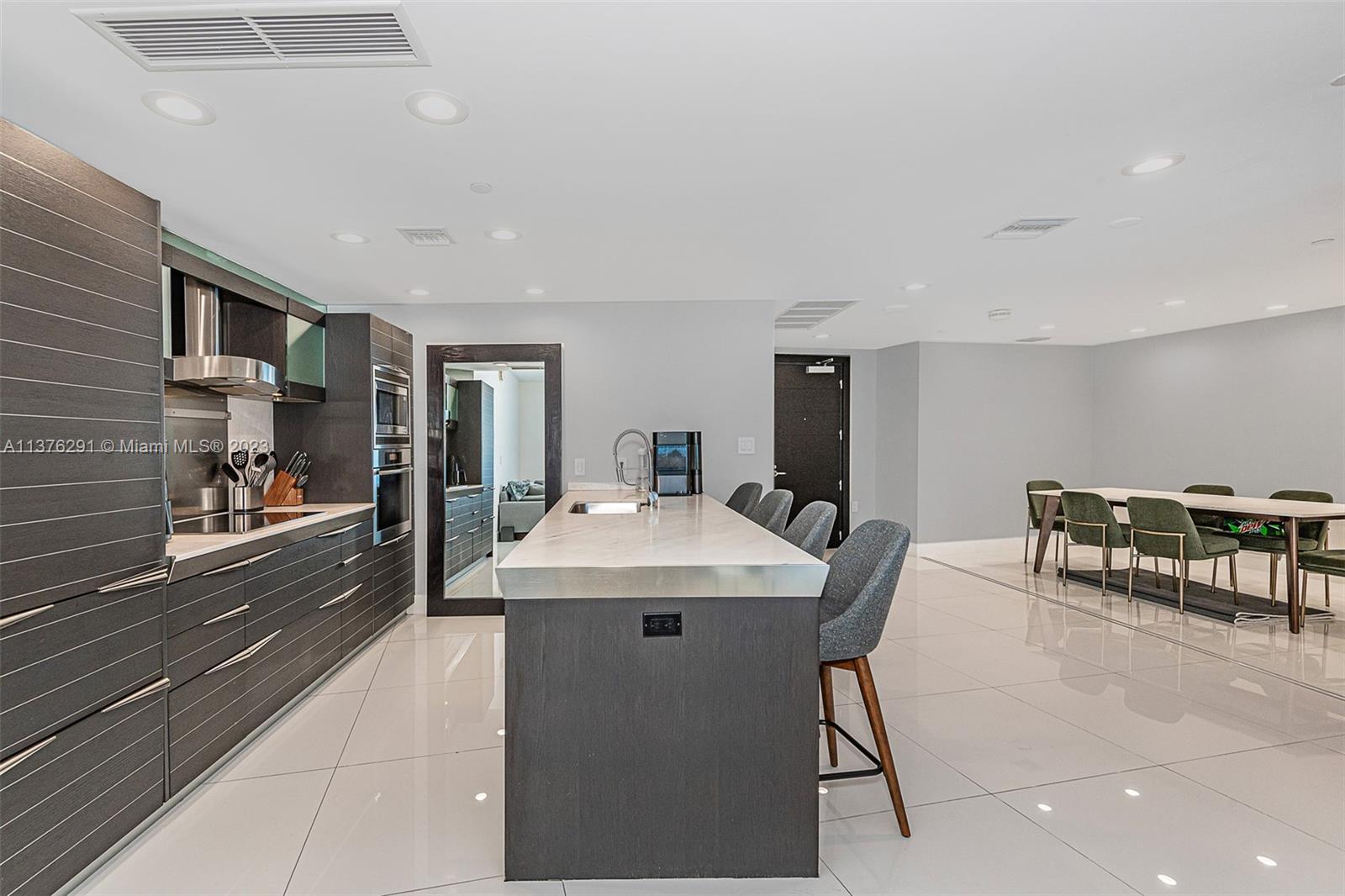 image Epic Residences9
