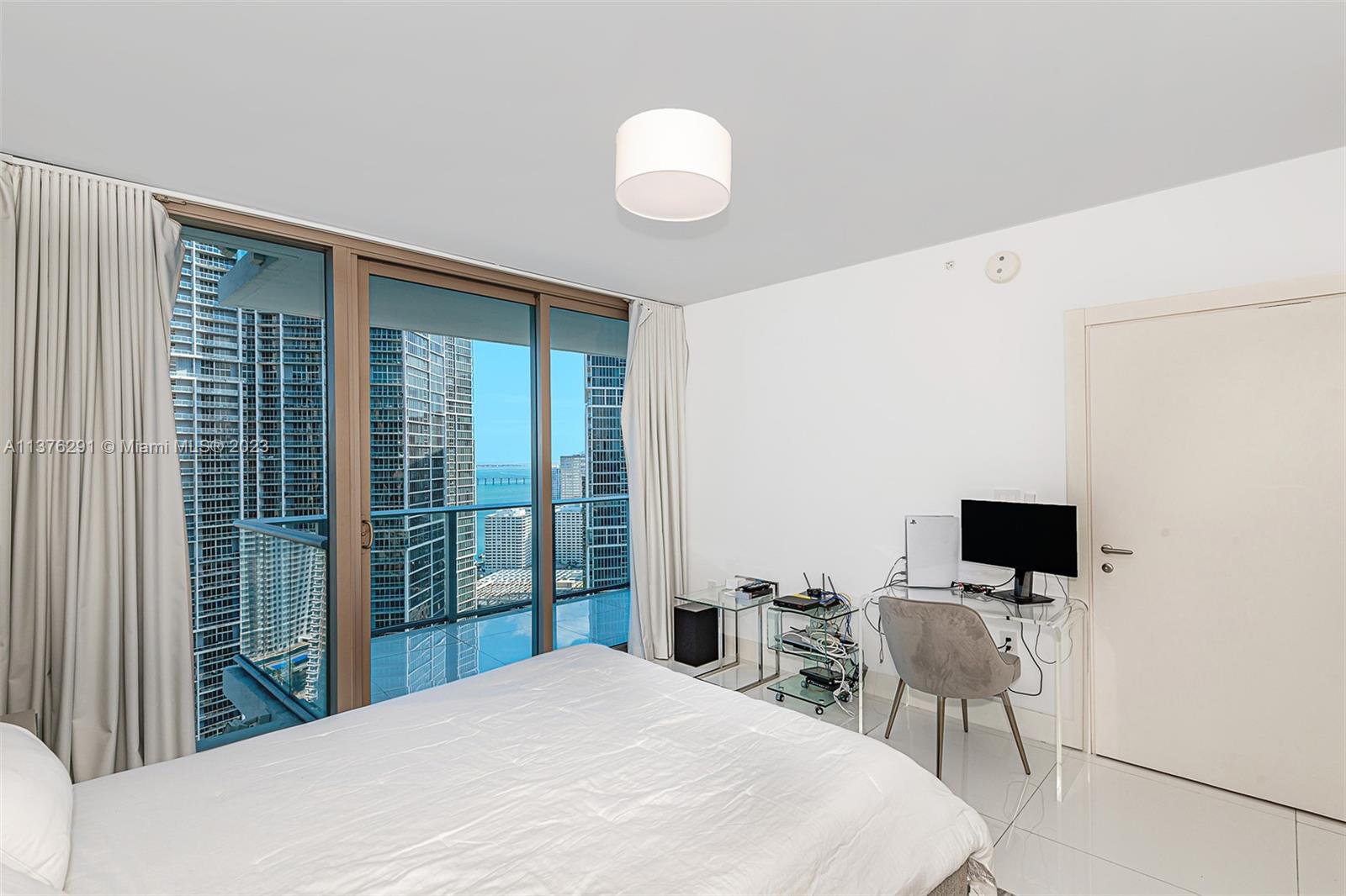 image Epic Residences18
