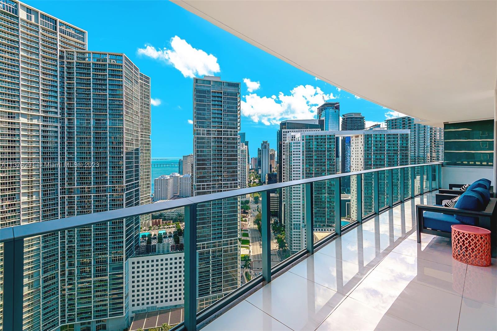 image Epic Residences2