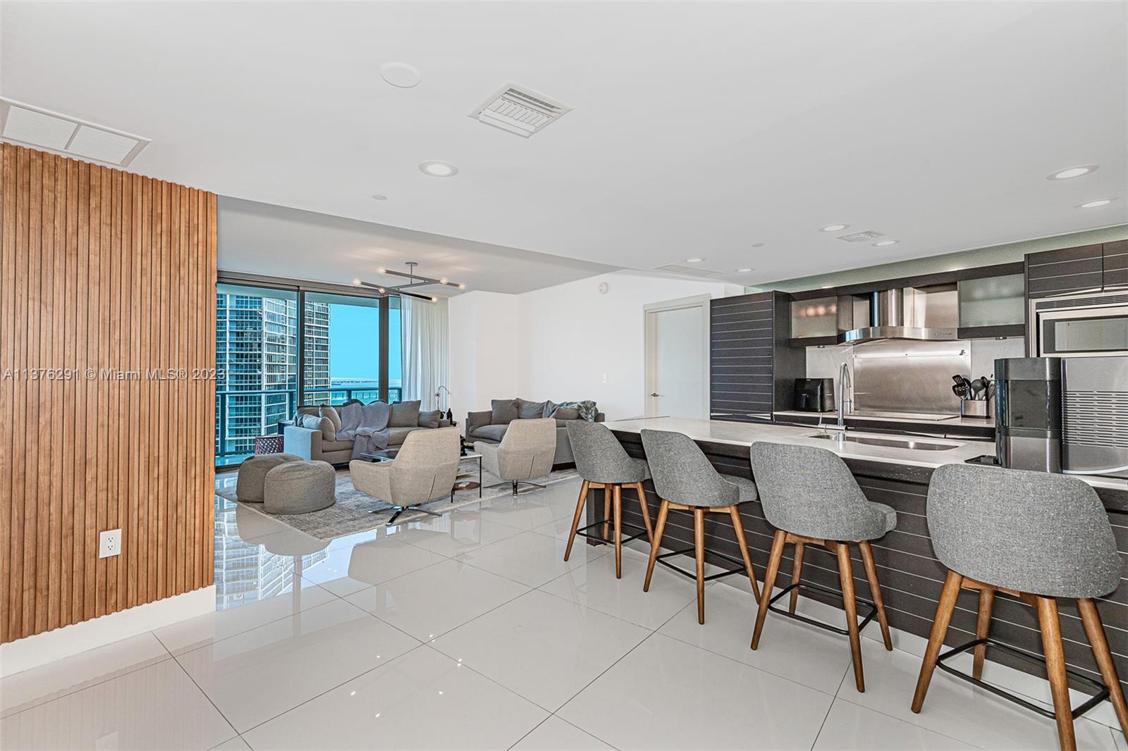 image Epic Residences3