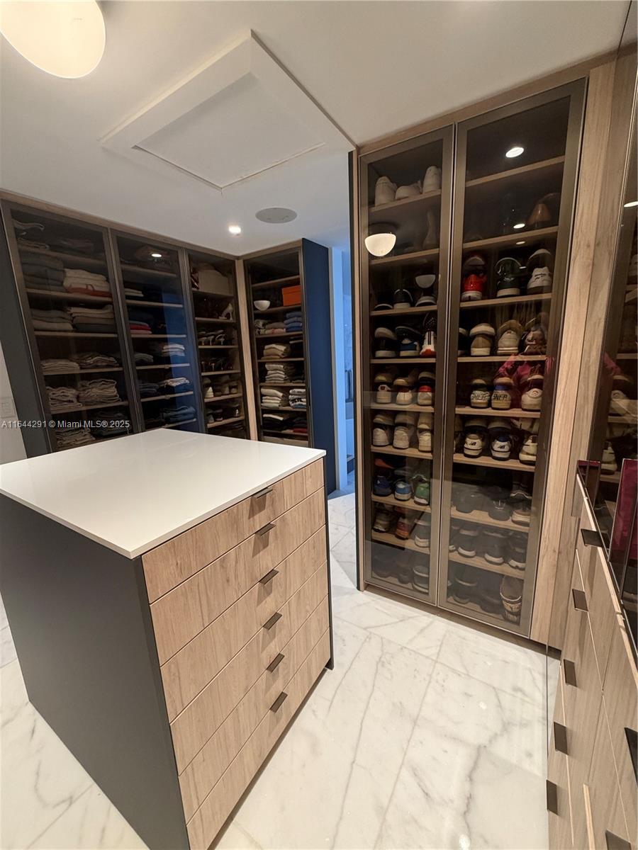 4442 Prairie Ave Miami Beach, FL 33140