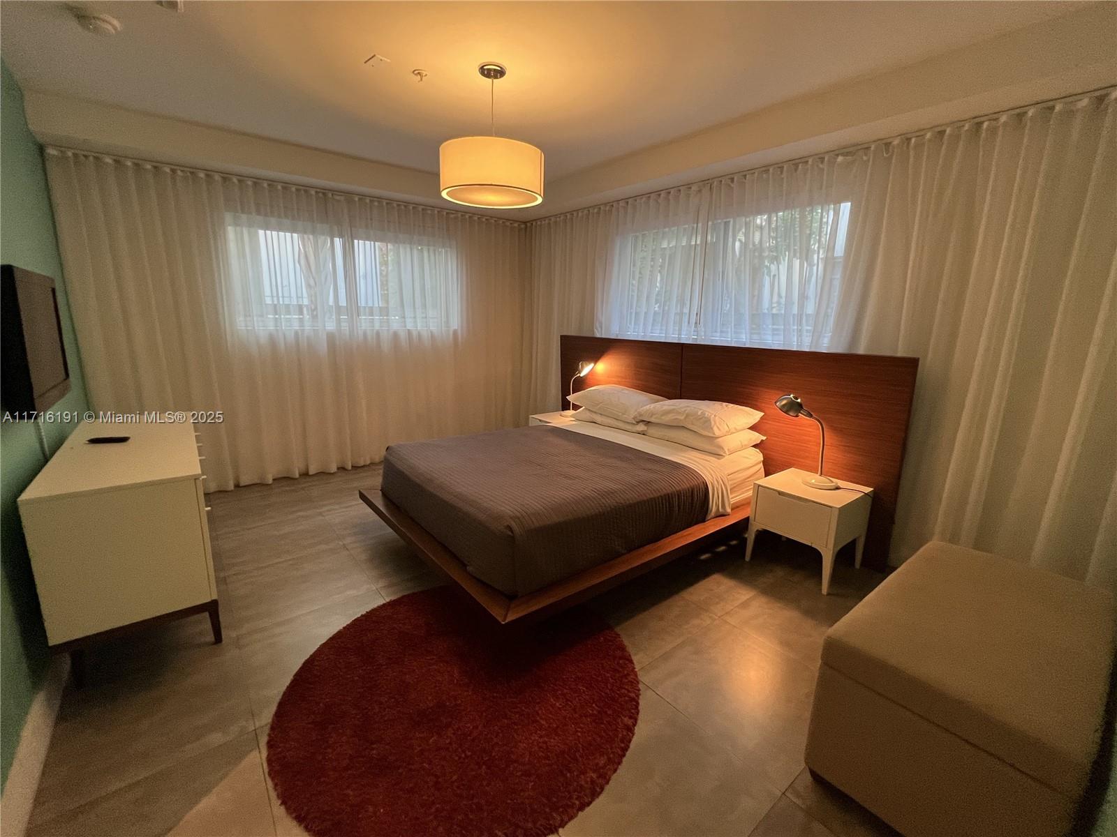 1816 Meridian Ave #10 Miami Beach, FL 33139